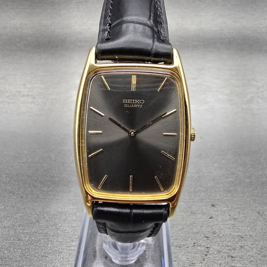 Seiko Tank Watch Men 25mm Gray Dial Gold Tone Rectangle 7430-5550 New Battery0