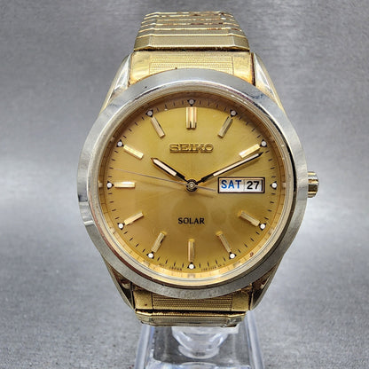 Seiko Solar Watch Men 37mm Champagne Dial Gold Tone Daydate V1580ab0 Runs0
