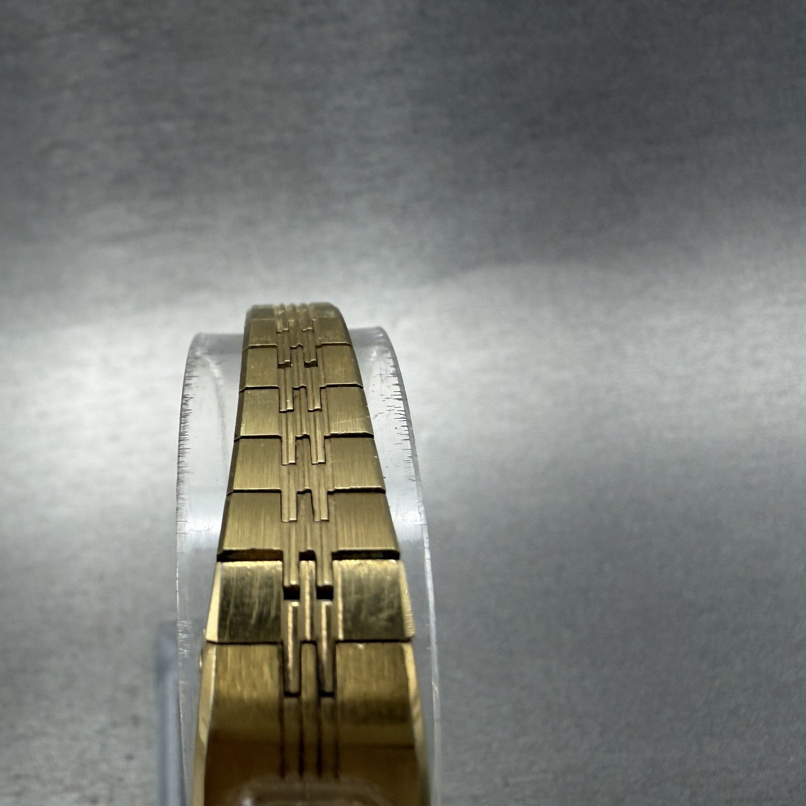 Seiko Tank Watch Women 13mm Champagne Dial Gold Tone 13205620 New Battery4