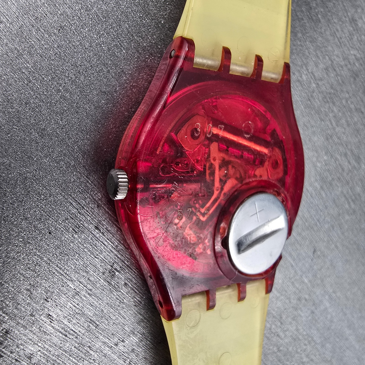Swatch Fritto Misto Watch Men 34mm Black Dial Red Case Round GR114 New Battery10