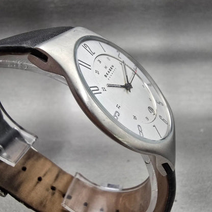 Skagen Watch Men 37mm Silver Dial Silver Tone Date Round 233XXLSLC New Battery3