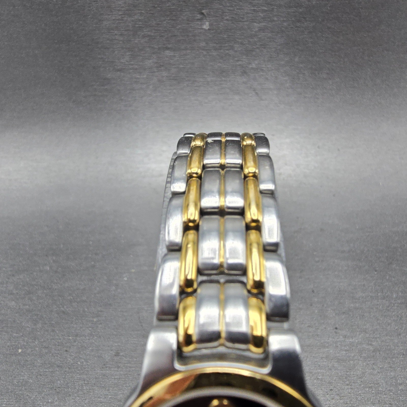 Movado Museum Watch Women 24mm Black Dial Two Tone 81 E4 9835 PARTS6