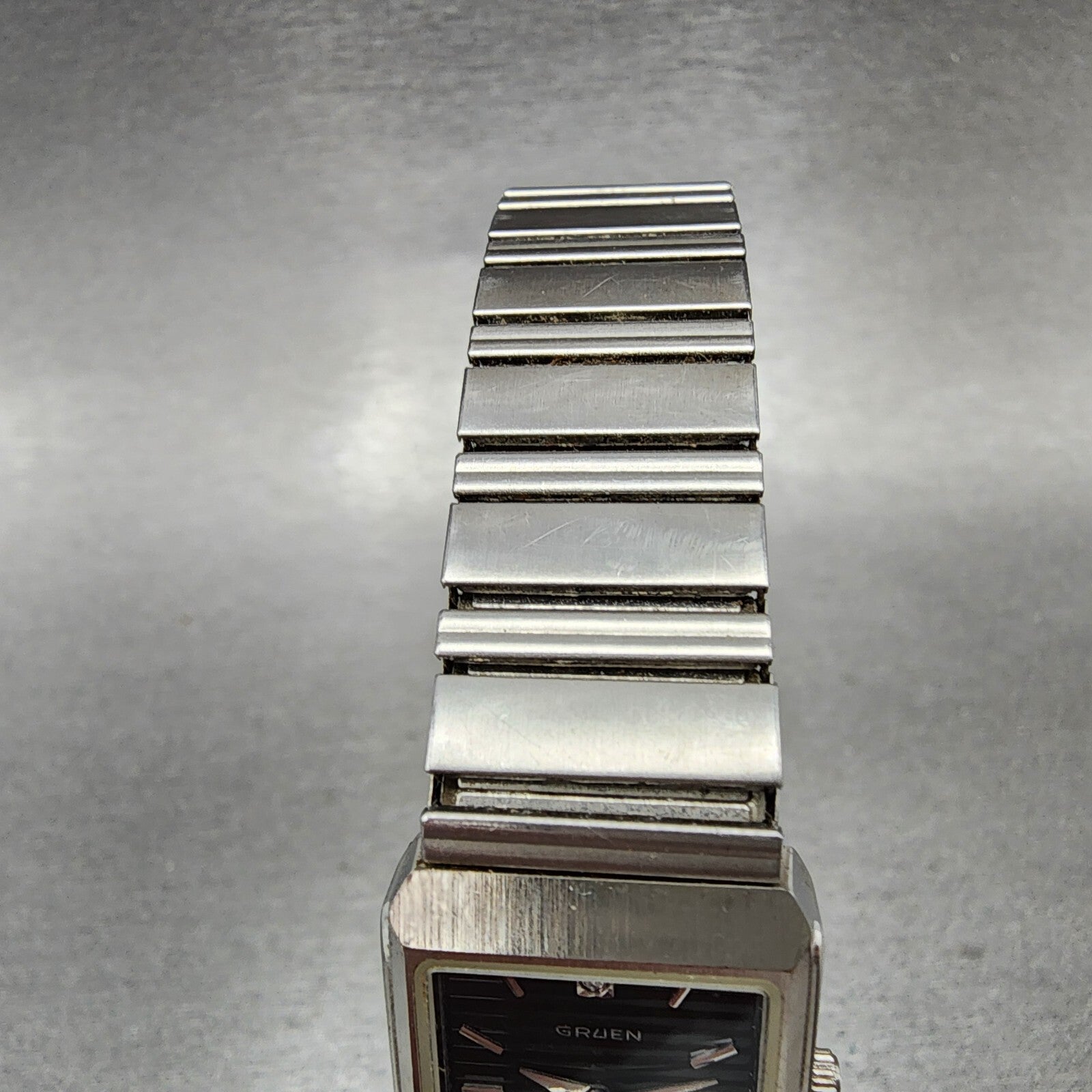 Gruen Tank Watch Women 20mm Black Dial Silver Tone Rectangle 2272035 New Batt4