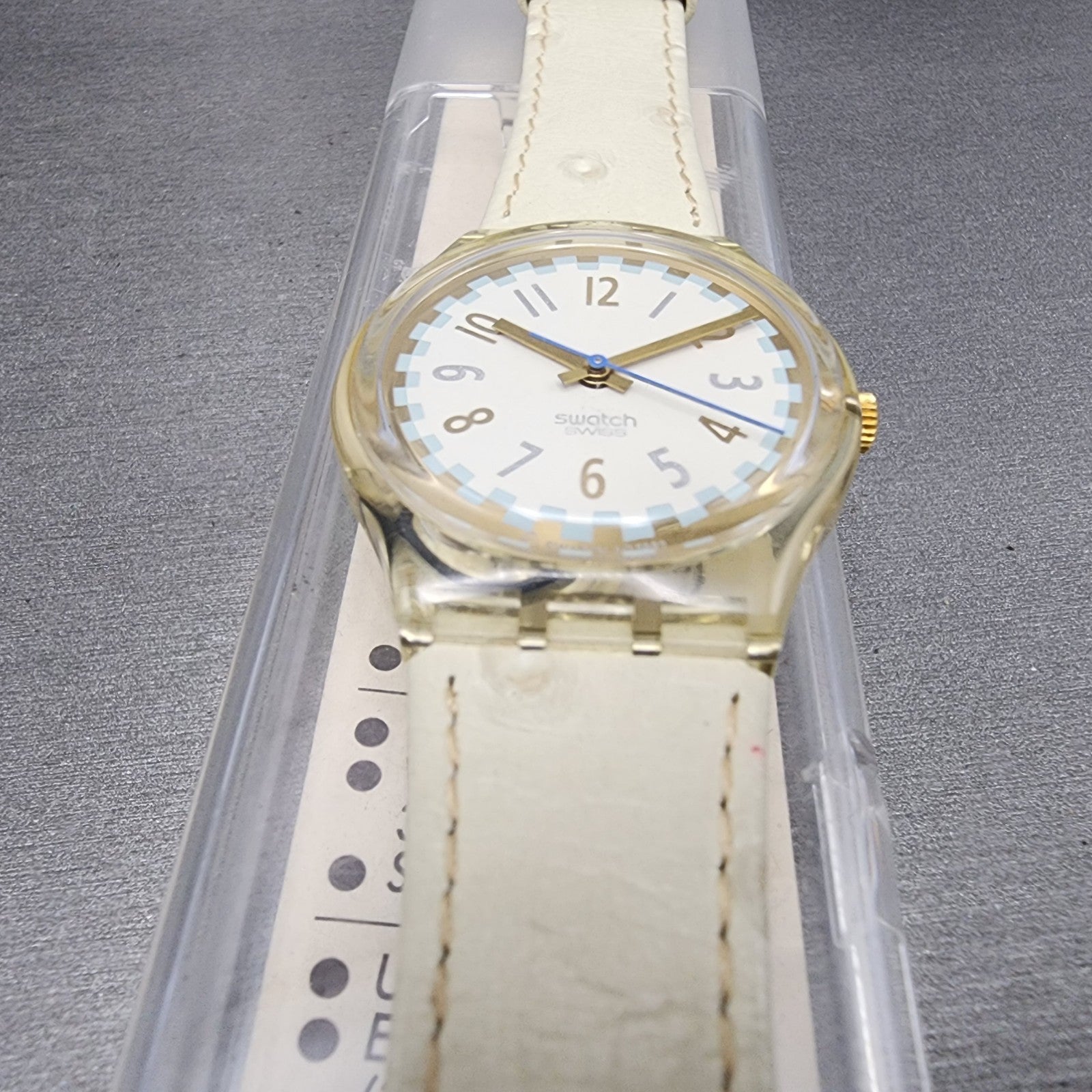 Swatch Cool Fred Watch Men 34mm White Dial Clear Case Round GK150 New Battery3