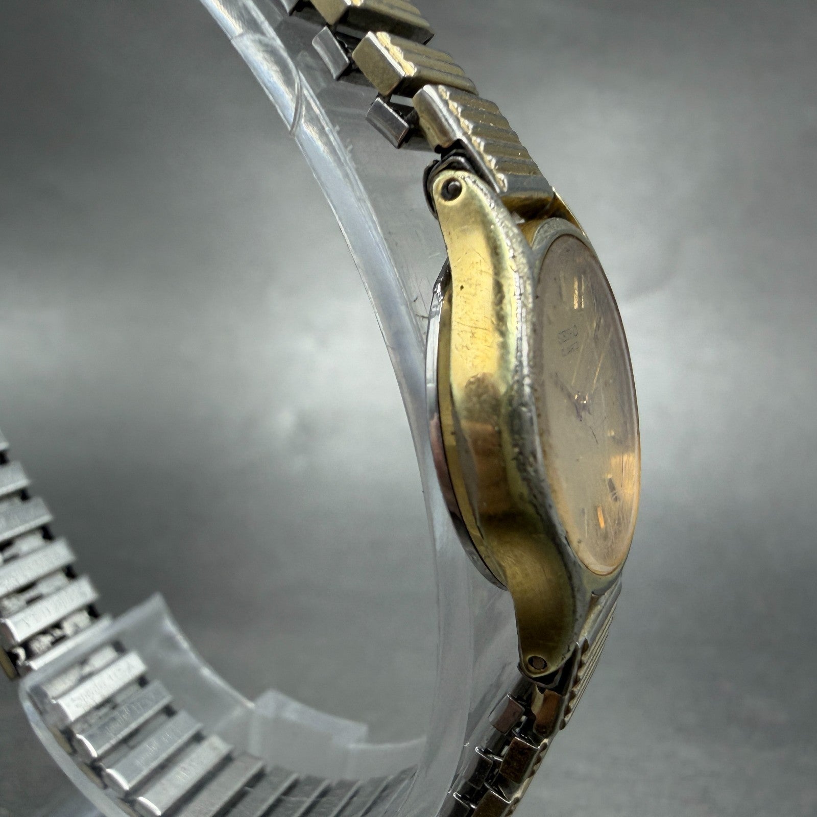 Seiko Watch Women 20mm Champagne Dial Gold Tone Round 2320-0179 New Battery VTG3