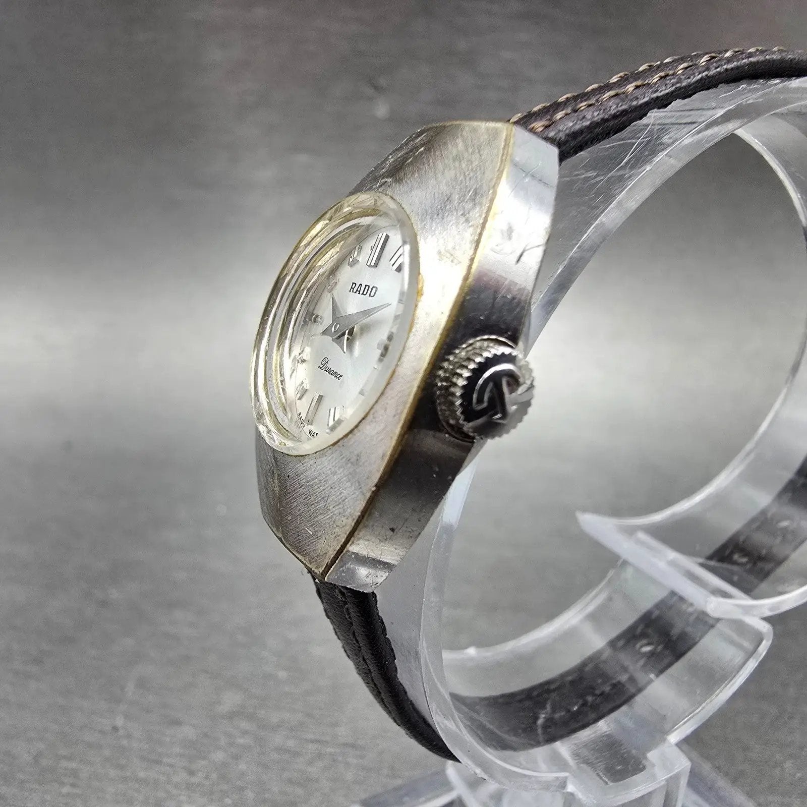 Rado Durance Watch Women 19mm Silver Dial Silver Tone Oval Manual Wind Runs VTG2
