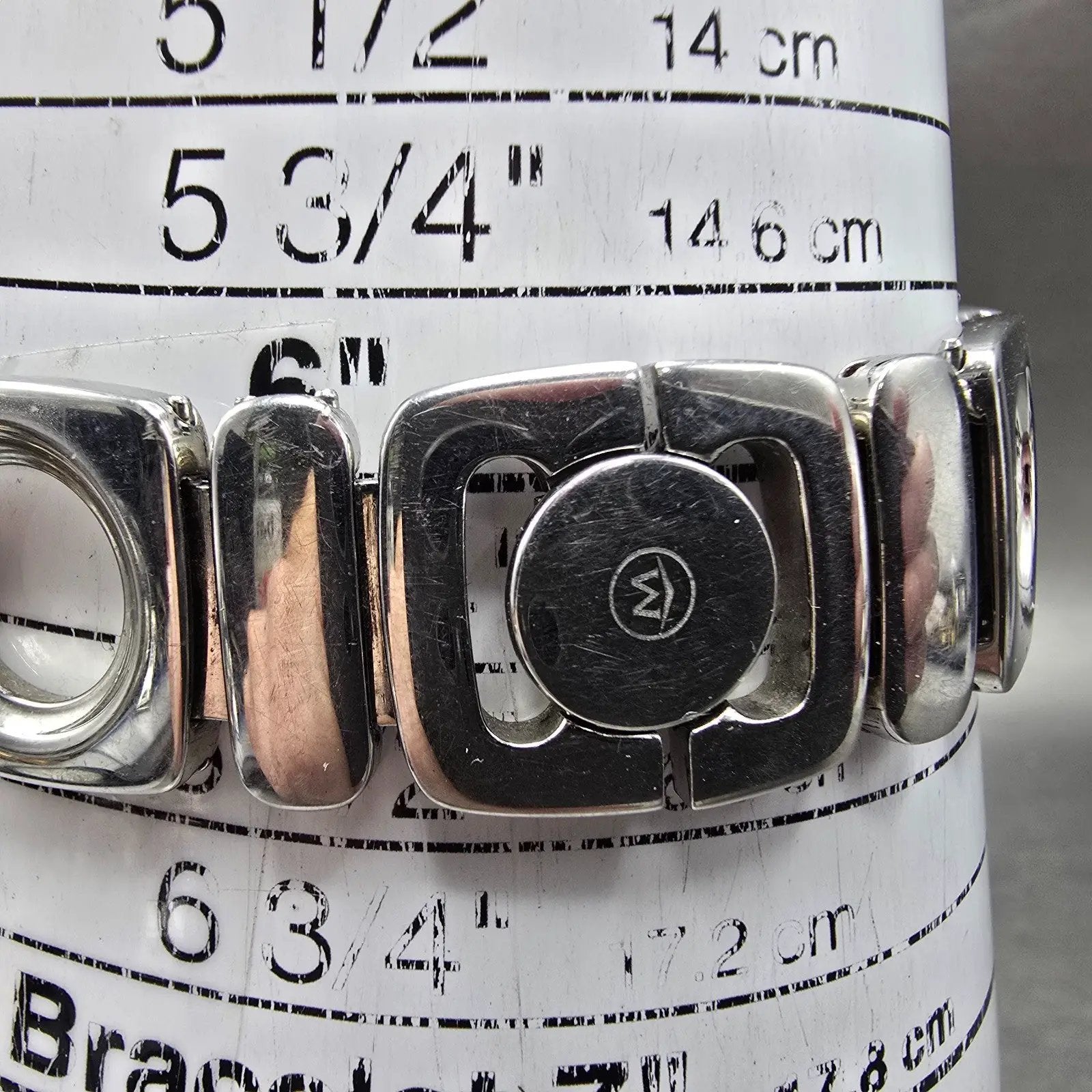 Movado Dolca Watch Women 24mm Silver Dial Silver Tone Square 84 A1 1310 New Batt10