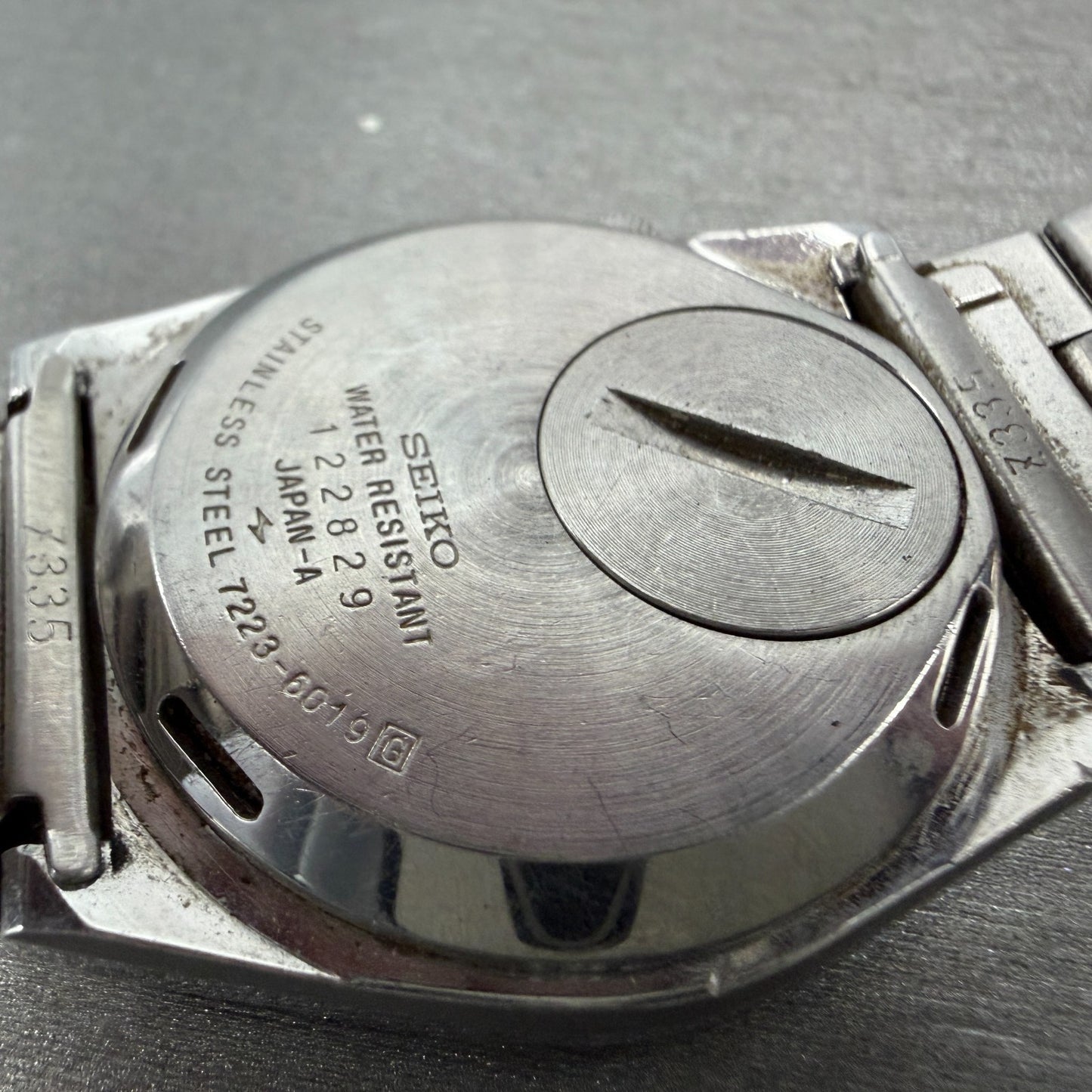 Seiko SQ Alarm Watch Men 36mm Black Dial Silver Tone Daydate 7223-6019 New Batt9