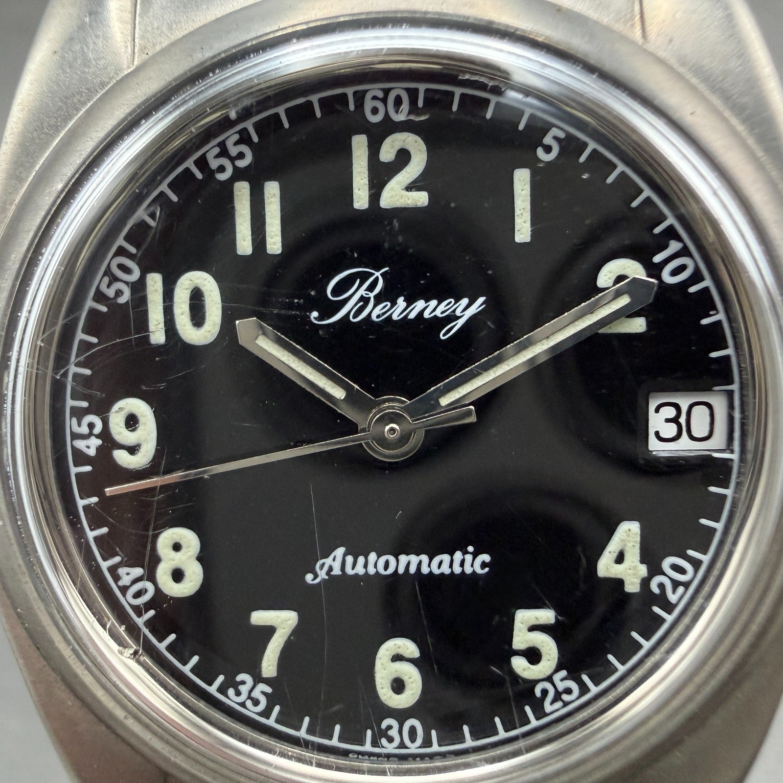 Berney Military Automatic watch Men 32mm Black Dial Steel Date Round Runs Swiss1