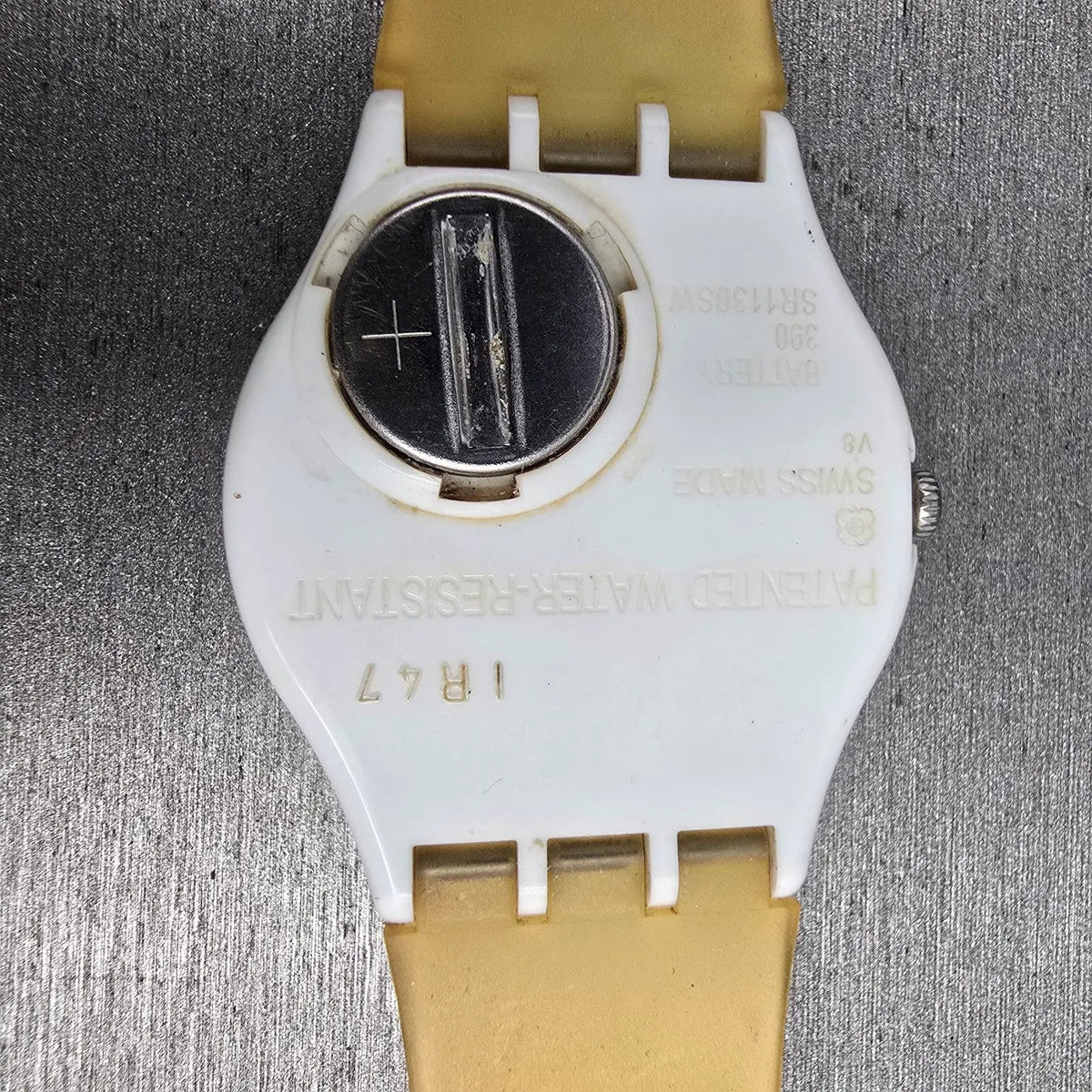 Swatch Peppercane Watch Men 34mm Blue Dial White Case Round GW166 New Batt READ!9