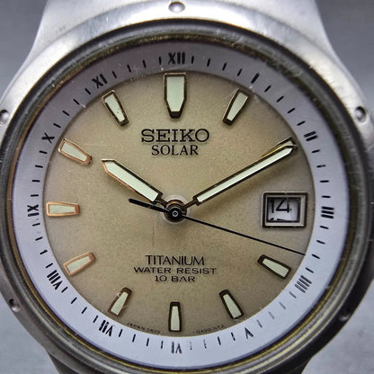Seiko Solar Watch Men 35mm Cream Dial Titanium Date Round 5K25-0A20 Runs1
