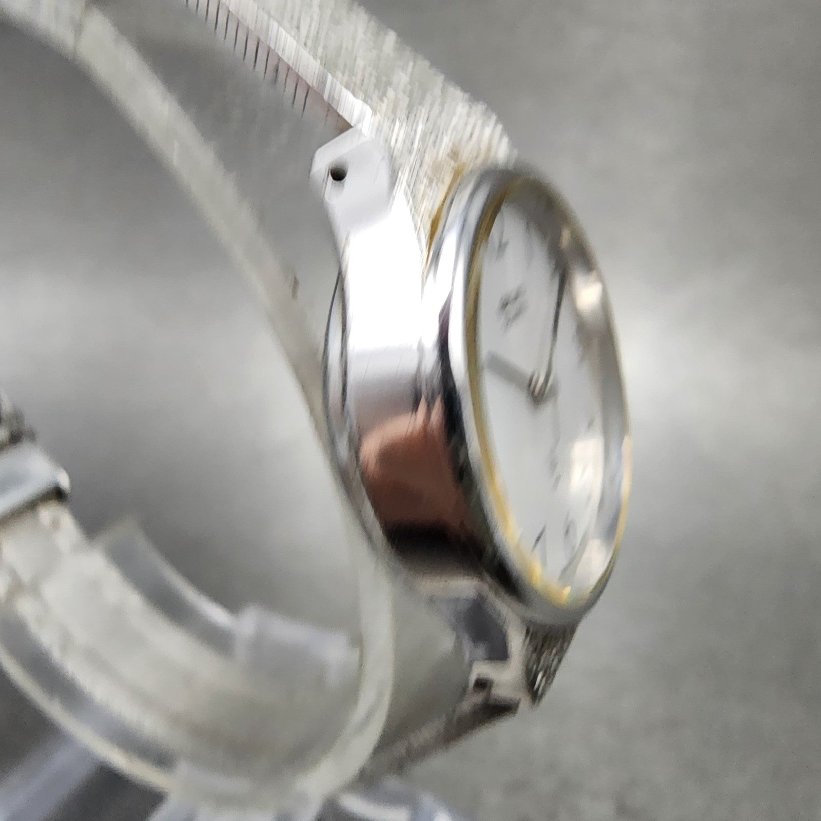 Seiko Watch Women 23mm Silver Dial Silver Tone Round 43010010 New Battery3