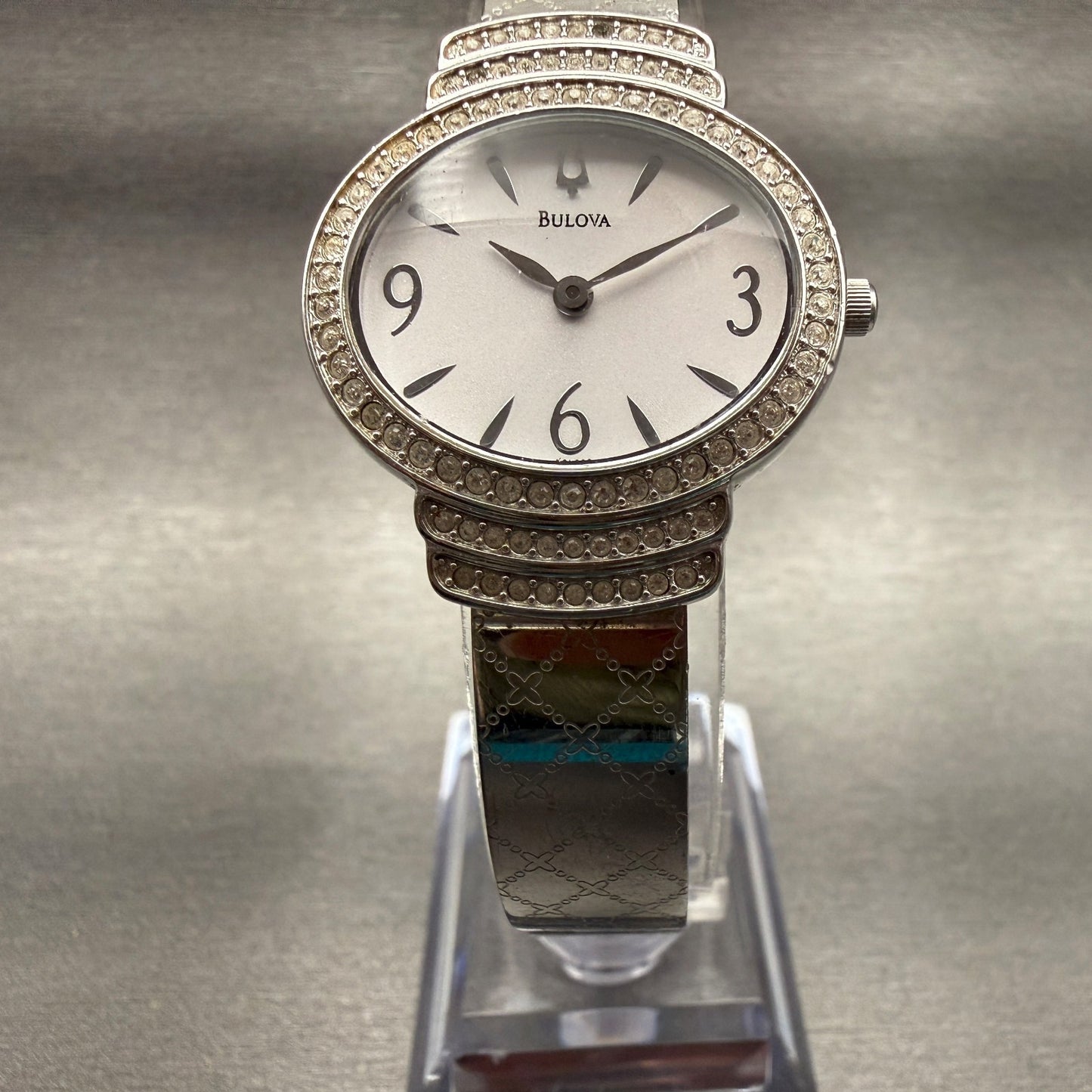 Bulova Watch Women 27mm White Dial Silver Tone Oval 96L002 Crystals New Battery5