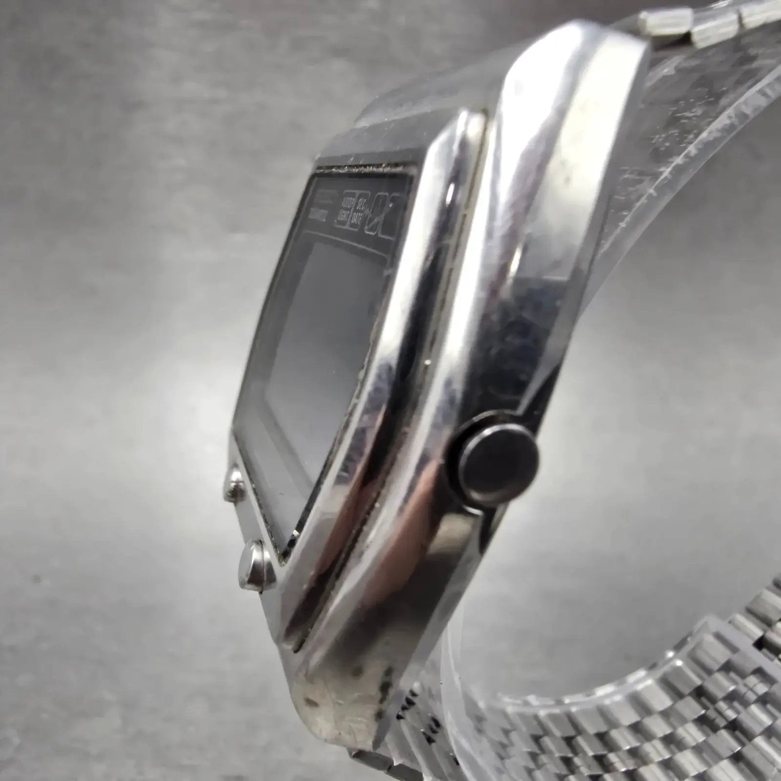 Seiko Digital Watch Men 37mm Silver Tone Alarm A031-5000 PARTS Vintage3