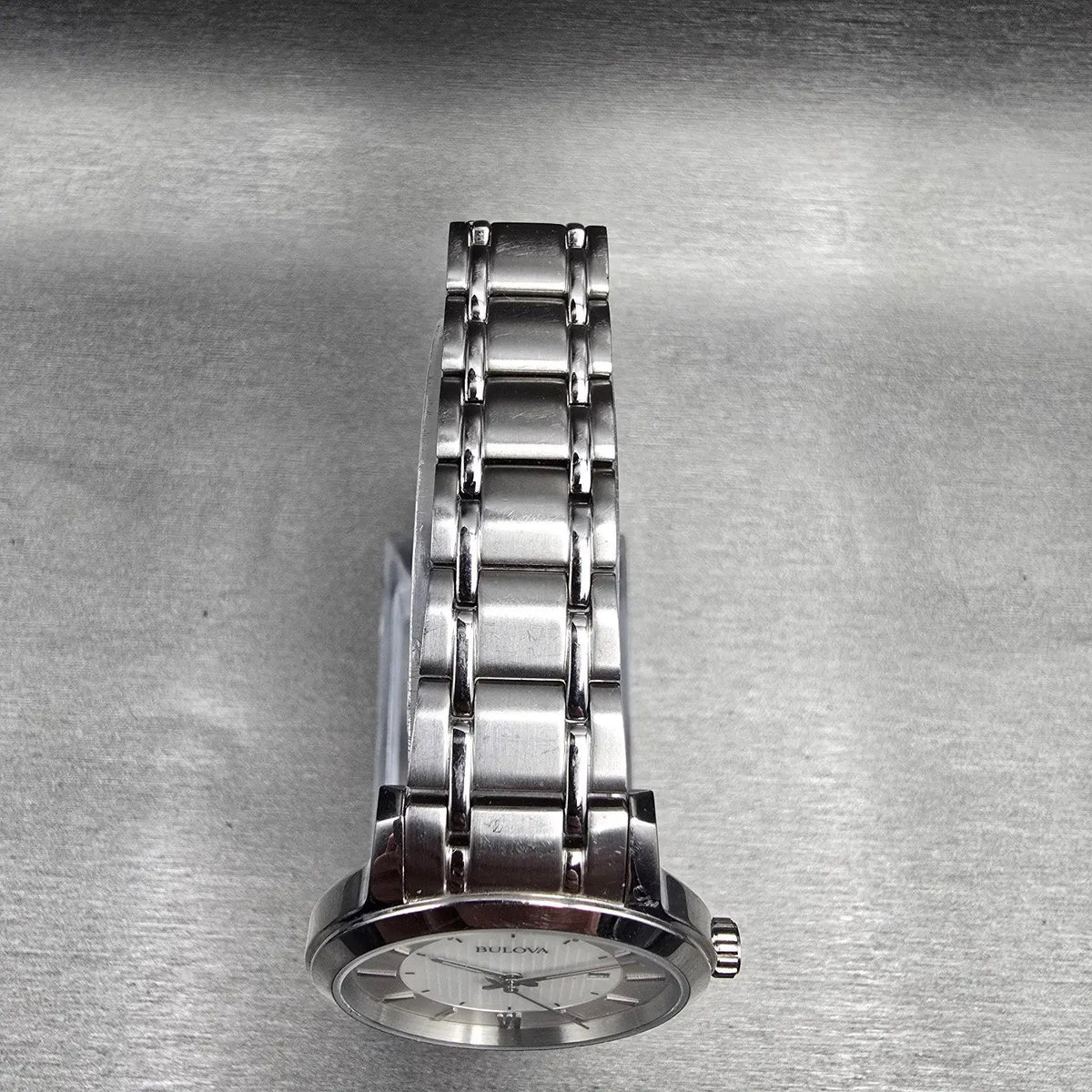 Bulova Watch Women 32mm MOP Dial Silver Tone Date Round 96M140 New Battery4