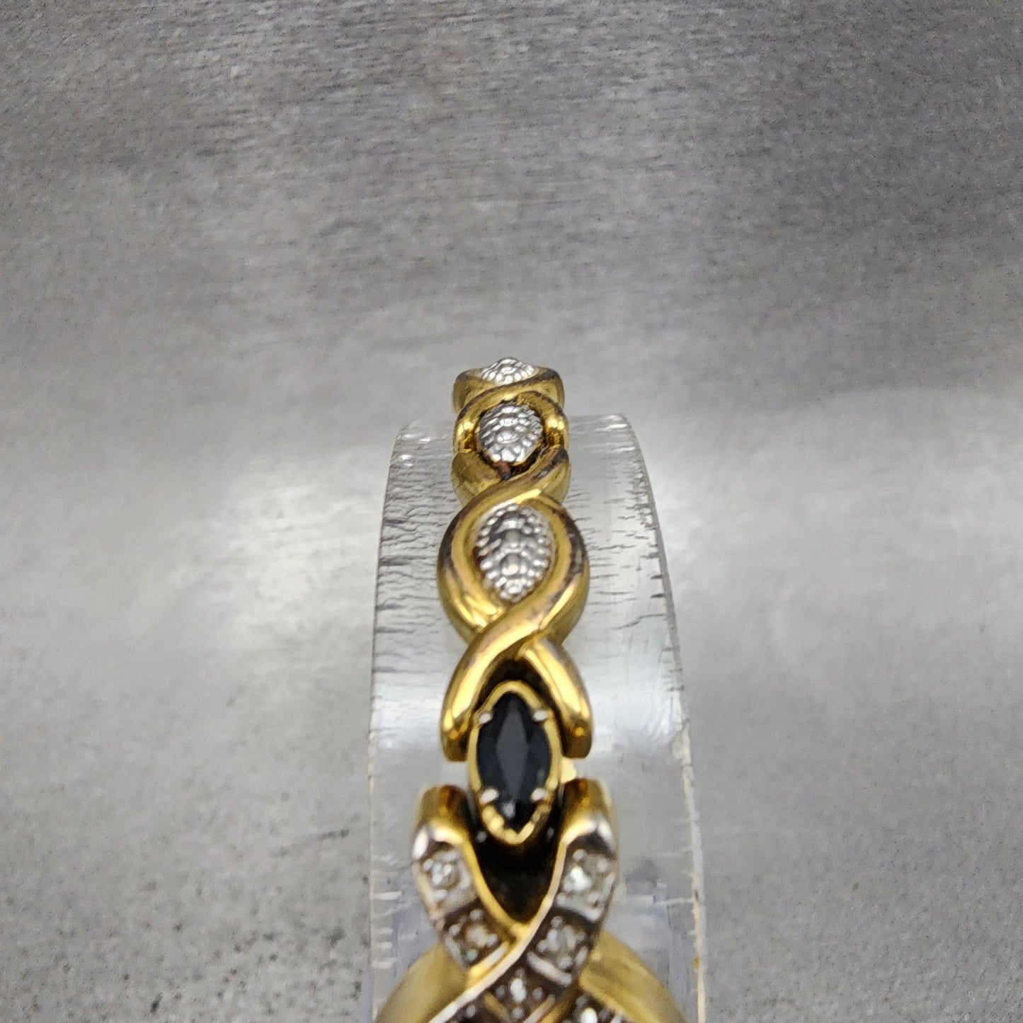 Elgin Watch Women 17mm Champagne Dial Gold Tone Oval EG117 New Battery4