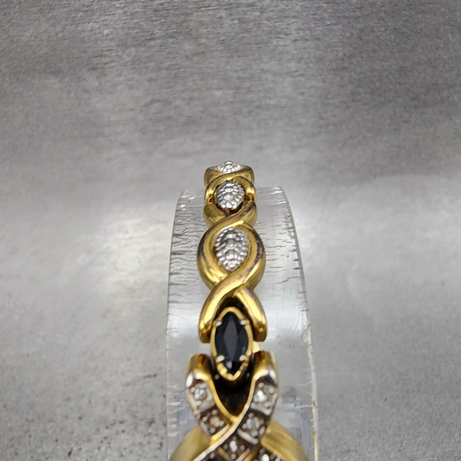 Elgin Watch Women 17mm Champagne Dial Gold Tone Oval EG117 New Battery4