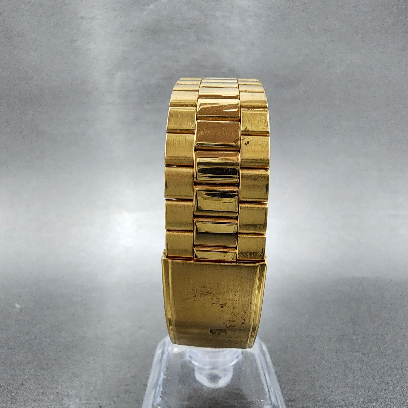 Seiko Tank Watch Men 25mm Gray Dial Gold Tone Rectangle 5p315a80 New Battery7