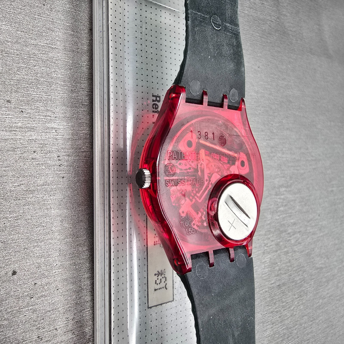 Swatch Hot Rap Watch Men 34mm Black Dial Red Case GR113 New Battery NOS10