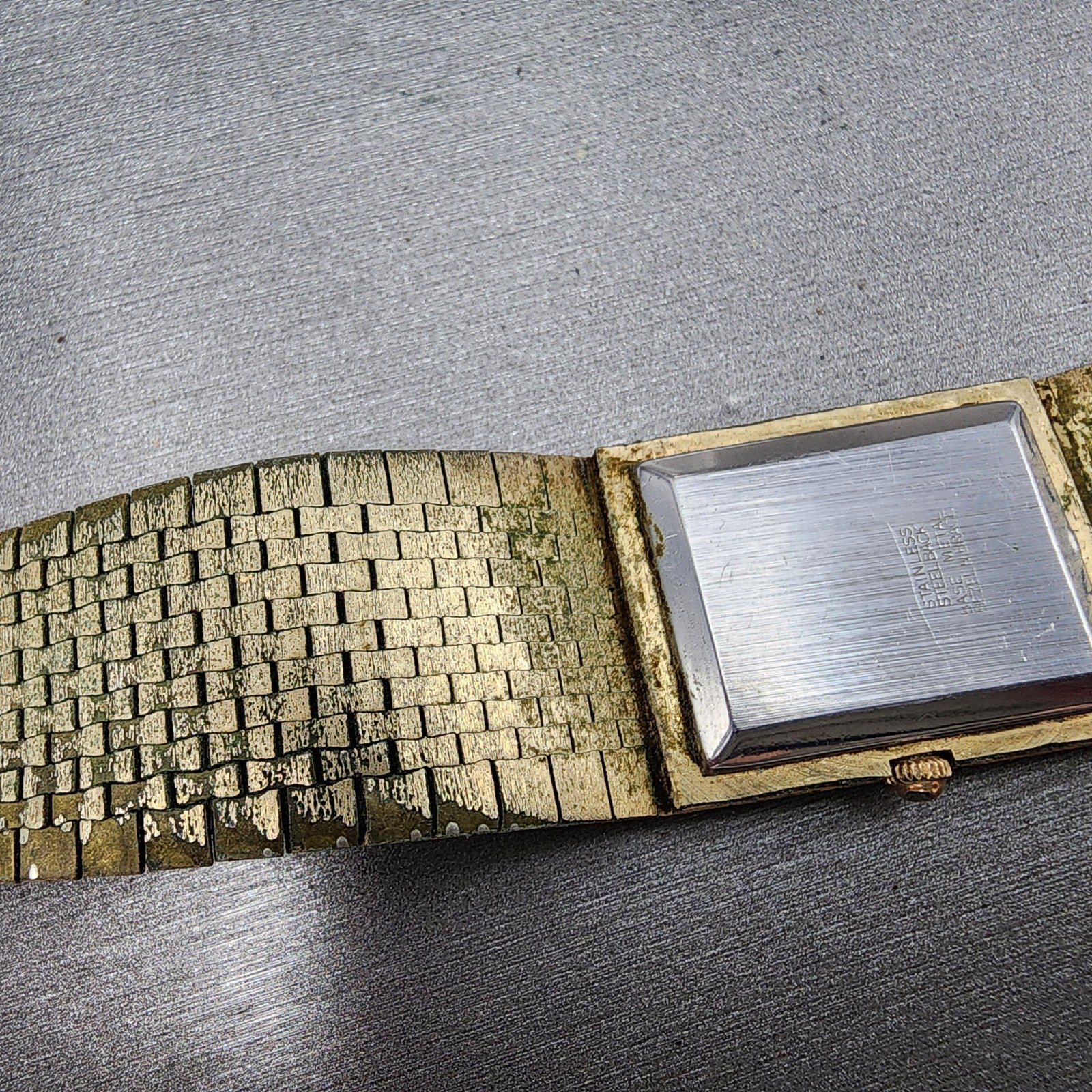 Wittnauer Tank Watch Men 25mm Champagne Dial Gold Tone Rectangle New Battery14