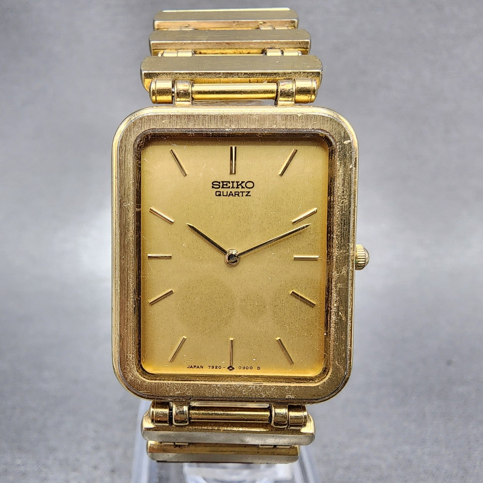 Seiko Tank Watch Men 23mm Champagne Dial Gold Tone Rectangle 73205889 New Batt0