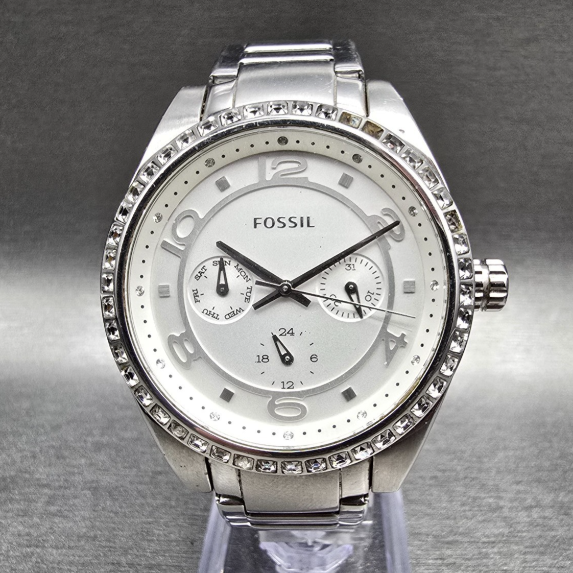 Fossil Watch Women 40mm Silver Dial Silver Tone Daydate Gemmed BQ1066 New Batt0