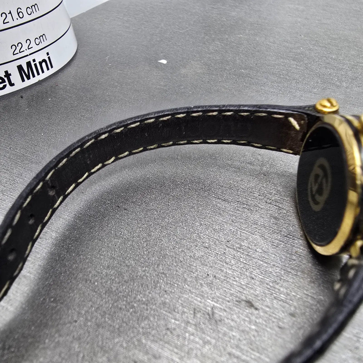Gucci 2000L Watch Women 22mm Black Dial Gold Plated Round New Battery VTG SW11
