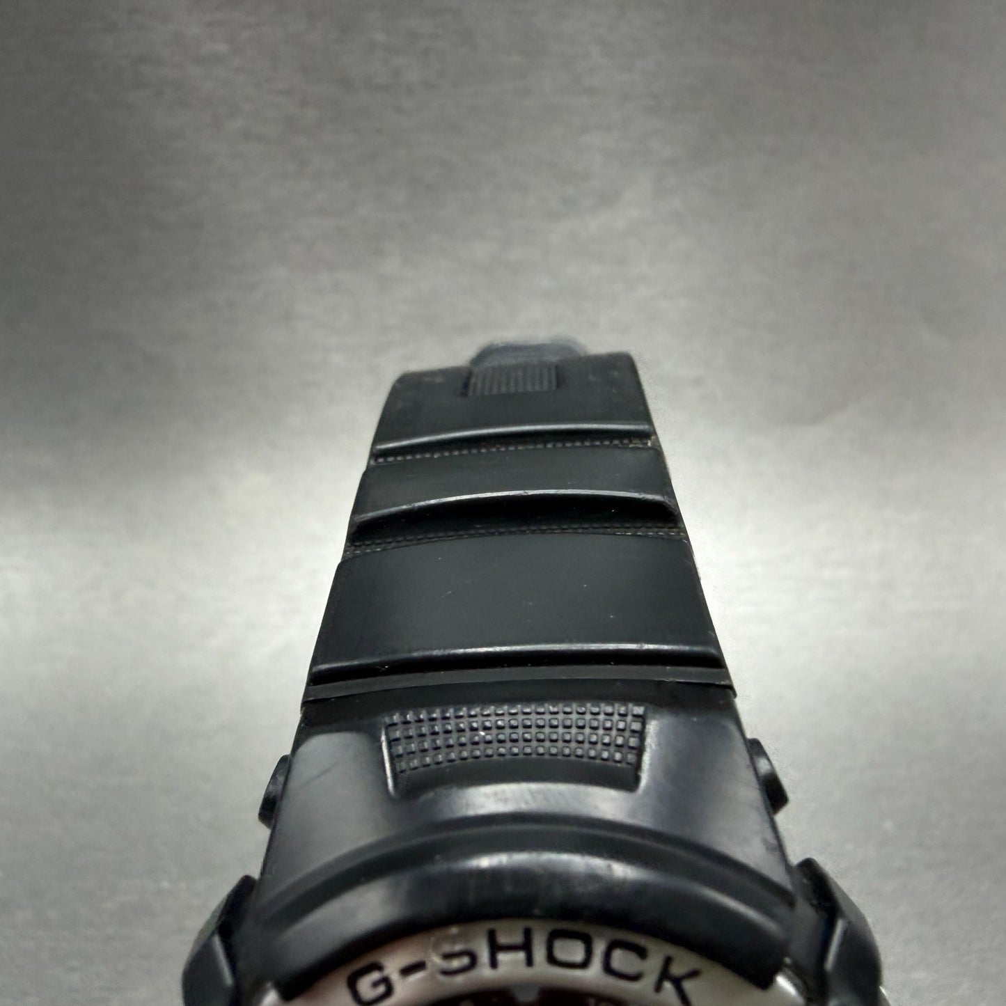 Casio G-Shock AW-590 Watch Men 47mm Black Tone Gray Bezel Alarm Chrono New BattL4