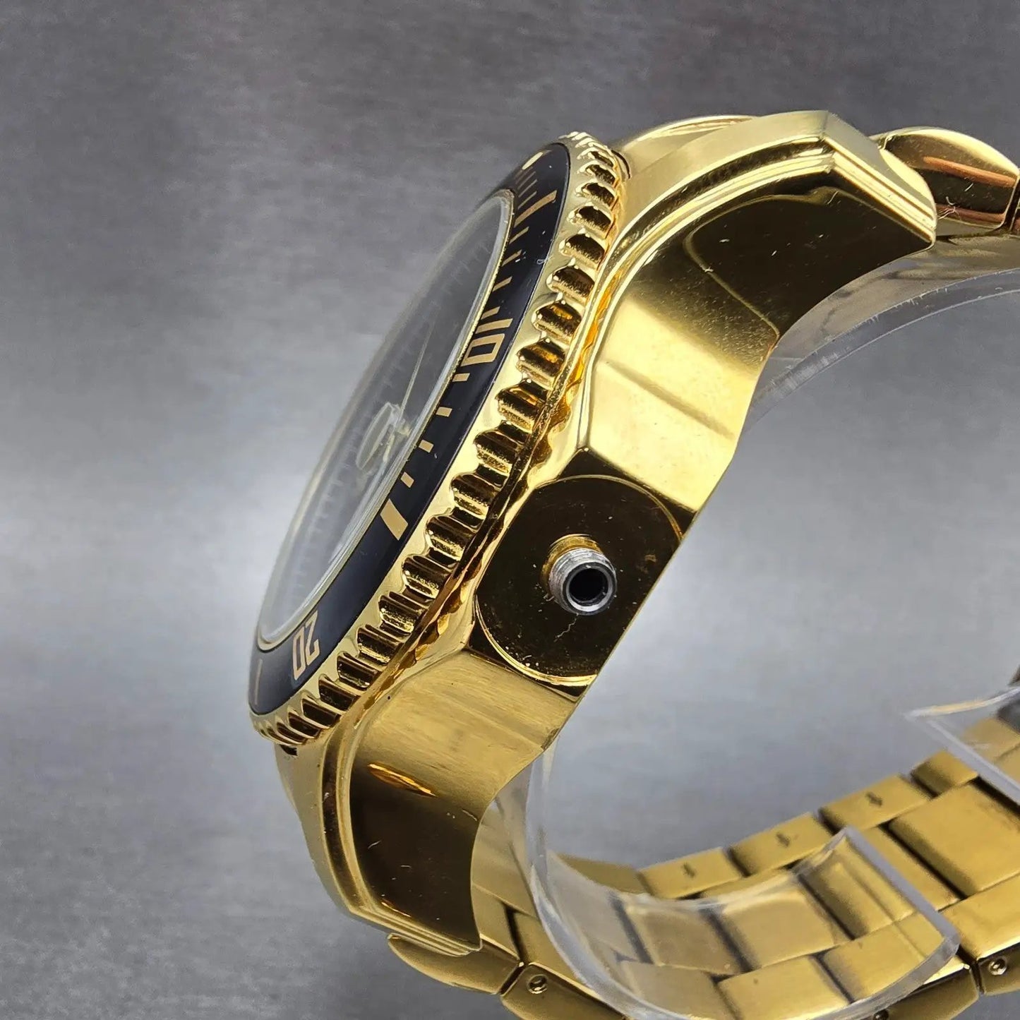 Invicta Pro Diver Watch Men 48mm Black Dial Gold Tone Date Round 15346 PARTS3
