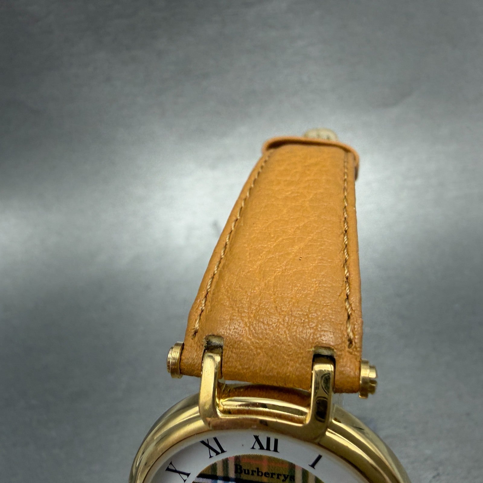 Burberry Watch Men 32mm White Dial Gold Tone Round 11200G New Battery4