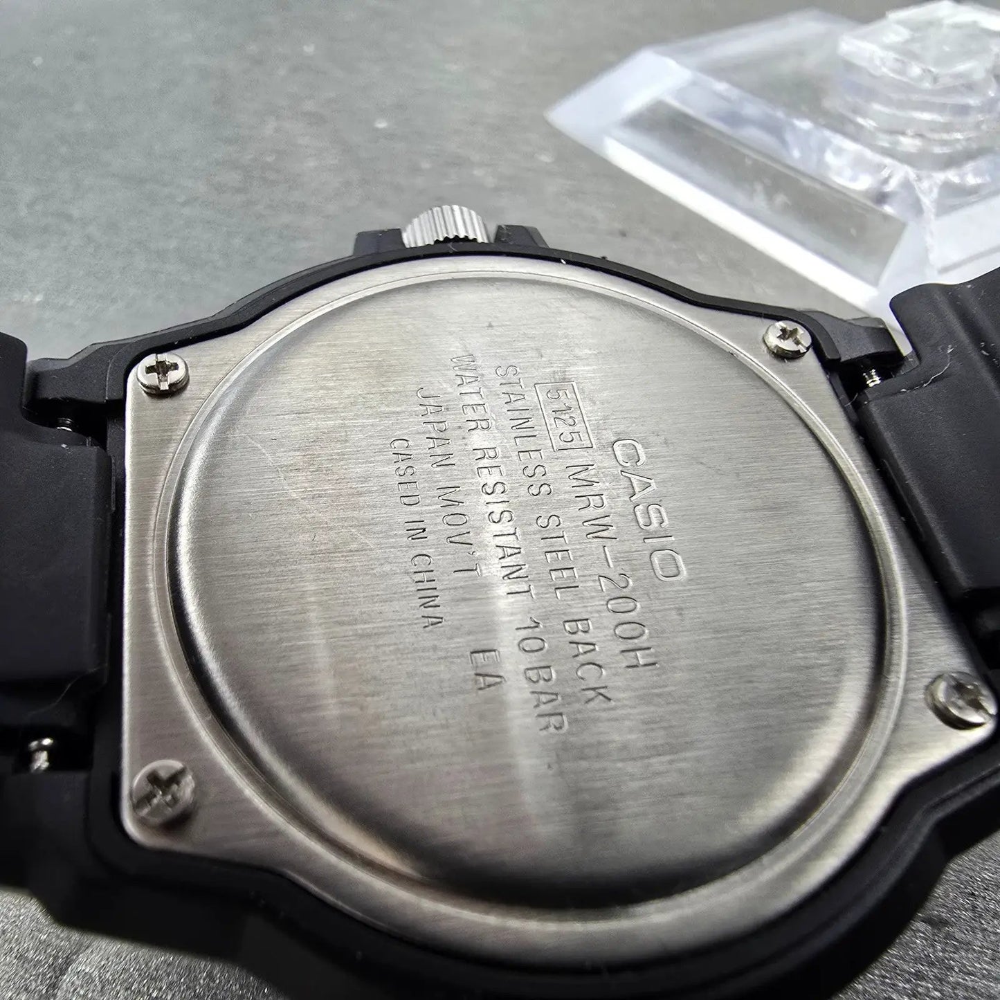 Casio Dive Watch Men 43mm White Dial Black Tone Round Daydate MRW-200H New BattL9