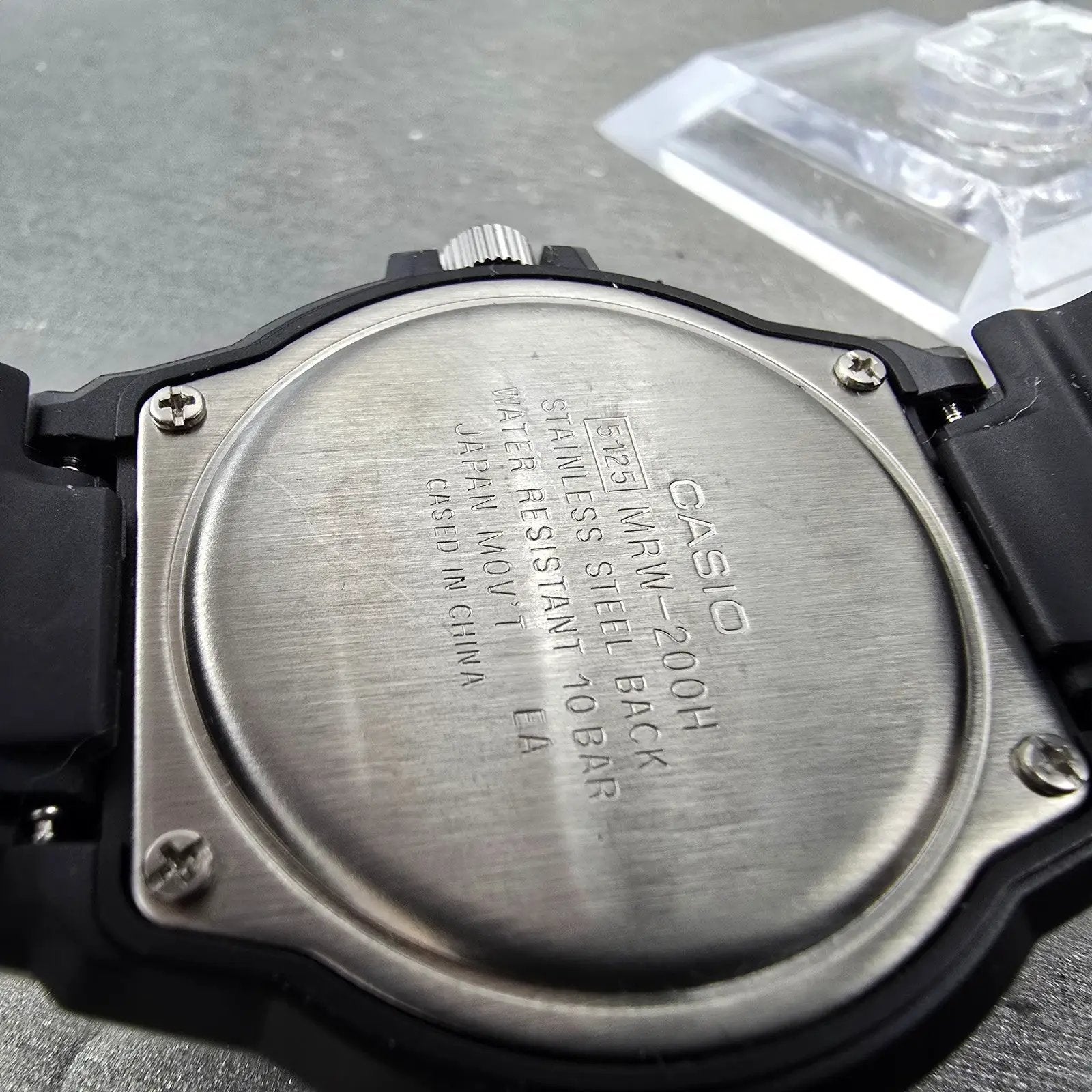 Casio Dive Watch Men 43mm White Dial Black Tone Round Daydate MRW-200H New BattL9