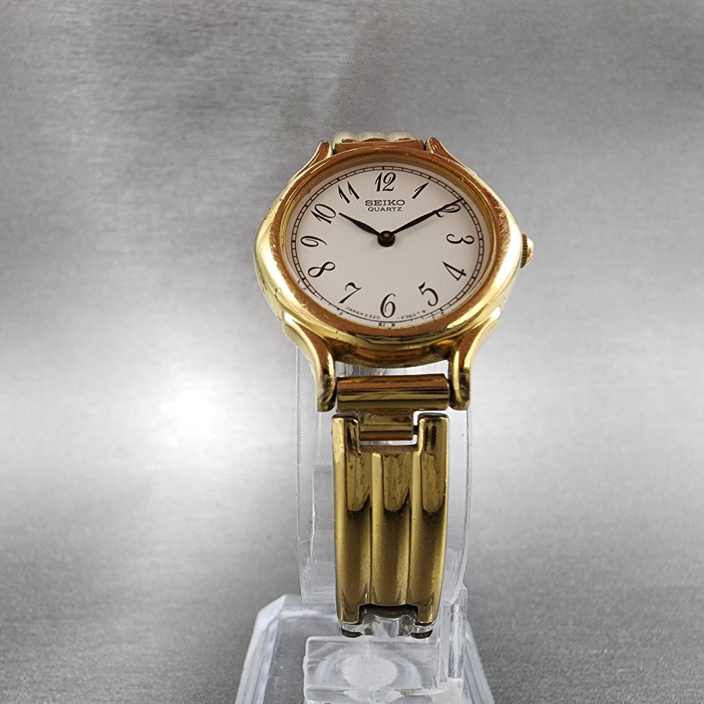 Seiko Watch Women 23mm White Dial Two Tone Round 23206170 New Battery VTG6