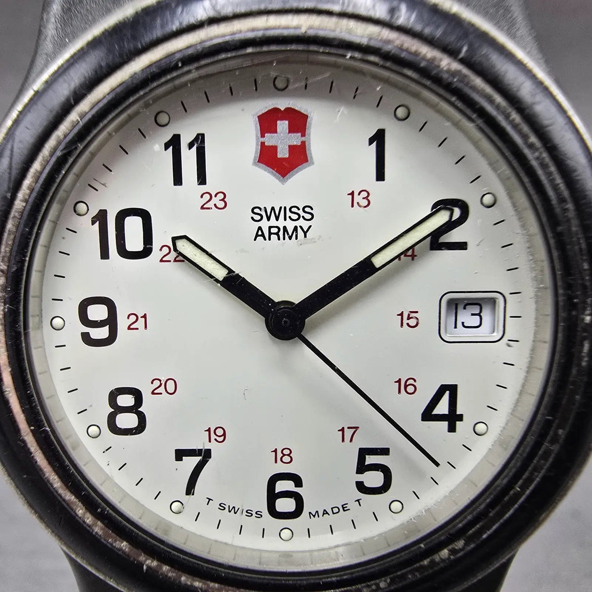 Victorinox Swiss Army Original Watch Men 39mm White Dial Black Tone Date PARTS L2