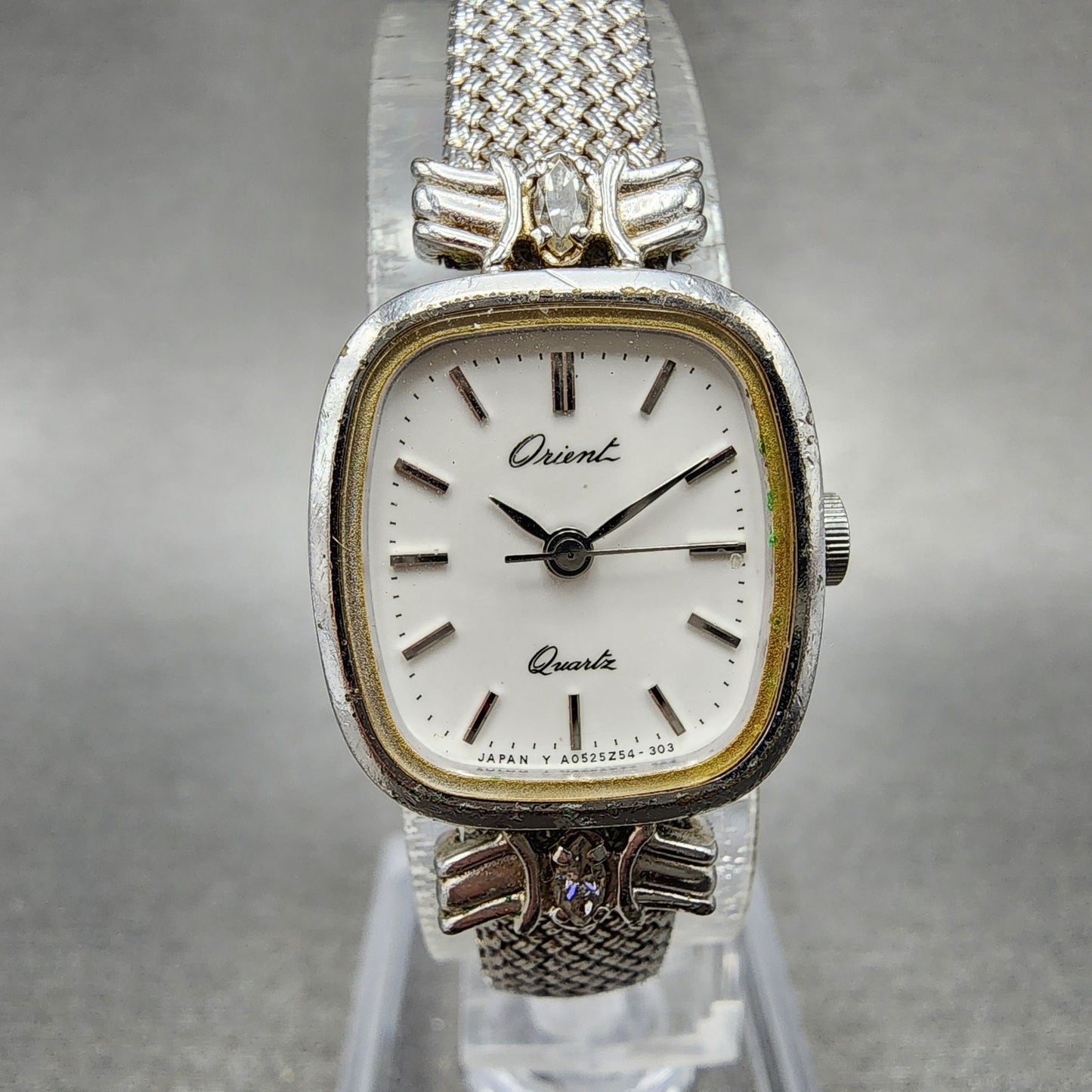 Orient Watch Women 18mm White Dial Silver Tone Rectangle A053Z540 New Battery0