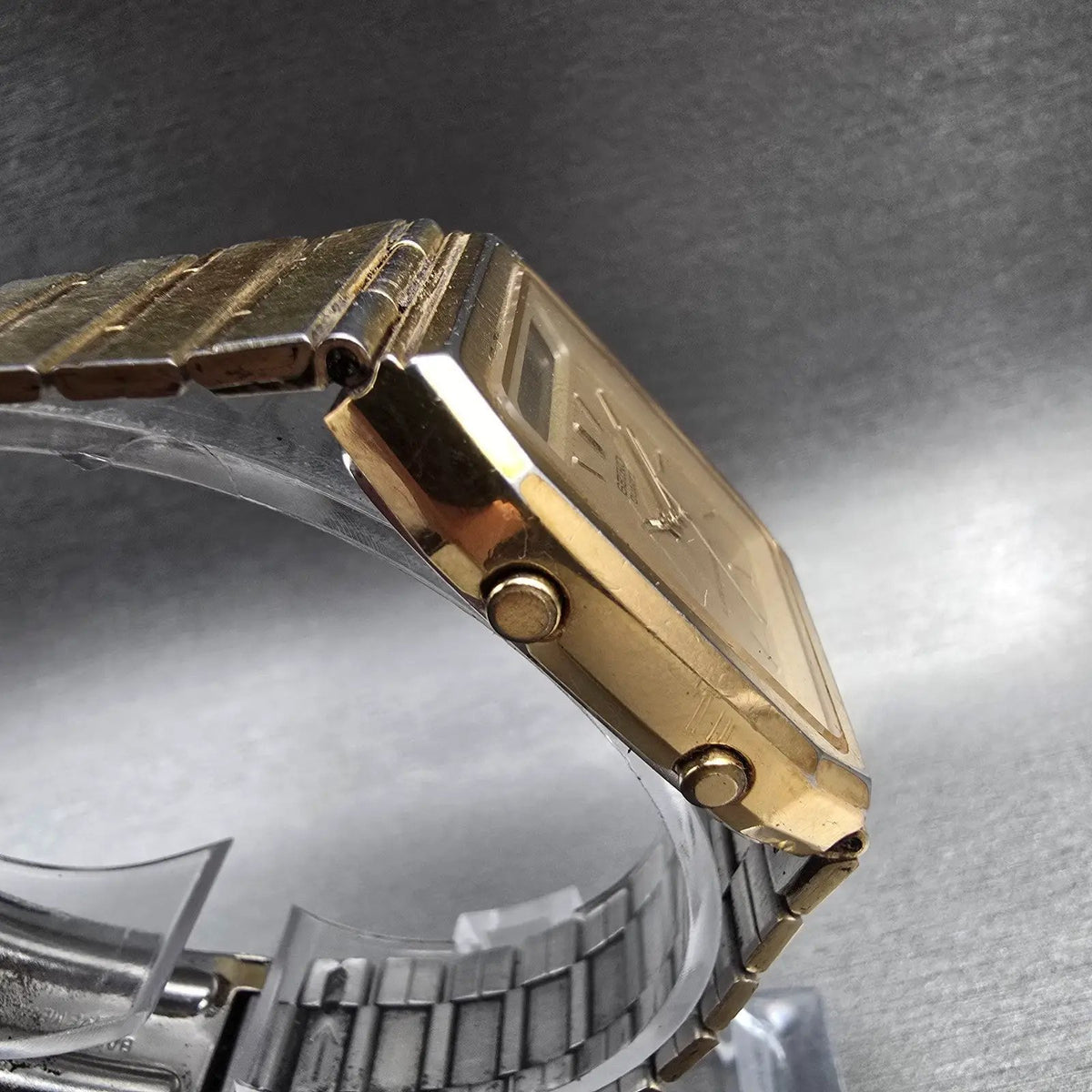 Seiko Watch Men 31mm Gold Dial Gold Tone Chrono Alarm H557-5319 New Battery3