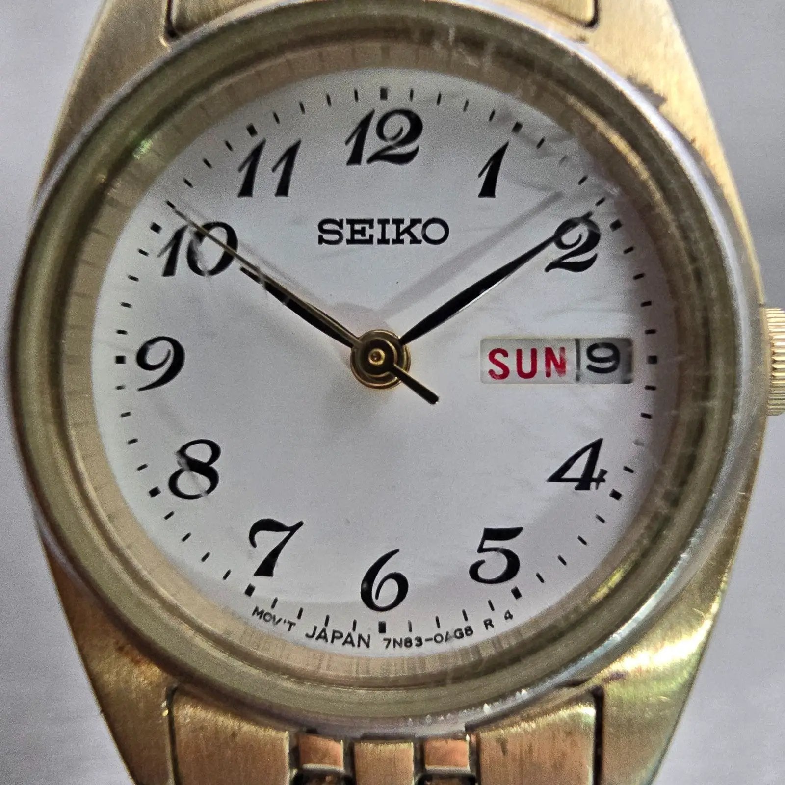 Seiko Watch Women 24mm White Dial Gold Tone Daydate Round 7N83-0011 New Battery1