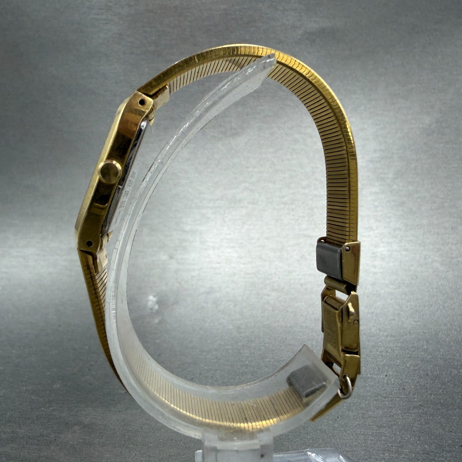 Seiko Tank Watch Women 16mm Champagne Dial Gold Tone 2C20-5059 New Battery6