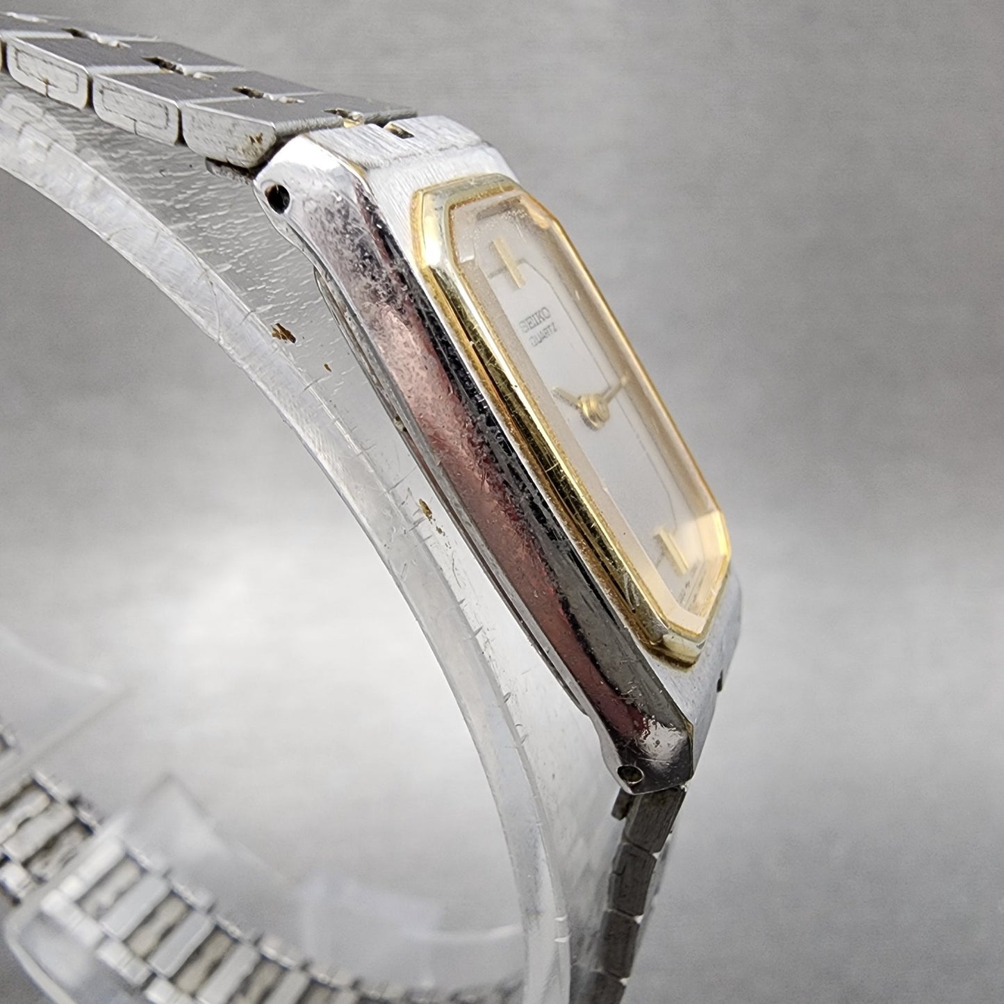 Seiko Tank Watch Women 14mm Silver Dial Two Tone 13206029 Rectangle New Battery3