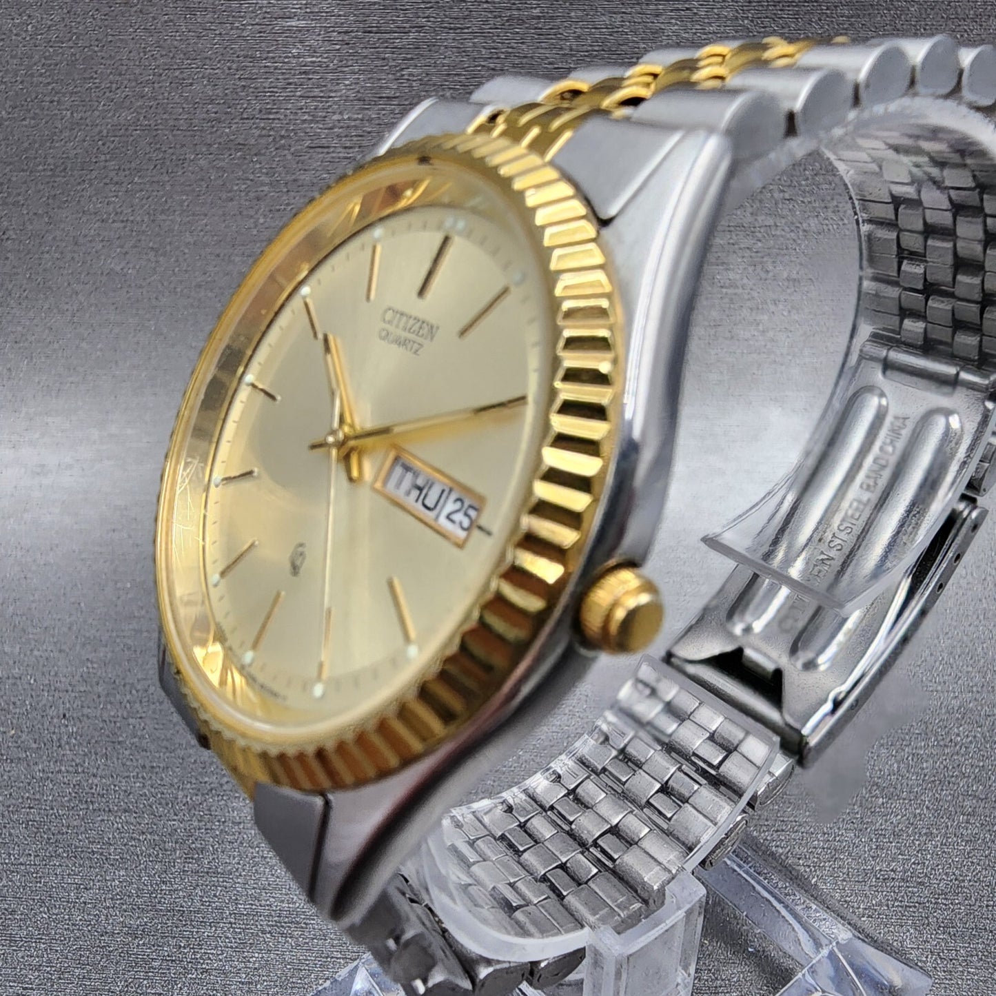 Citizen CQ President Watch Men 36mm Champagne Dial Two Tone Daydate Round Newbat2