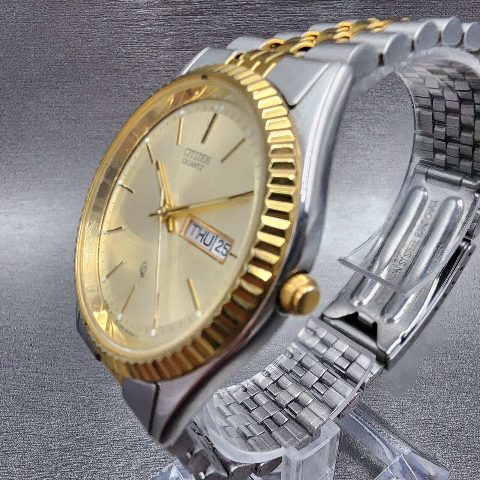 Citizen CQ President Watch Men 36mm Champagne Dial Two Tone Daydate Round Newbat2