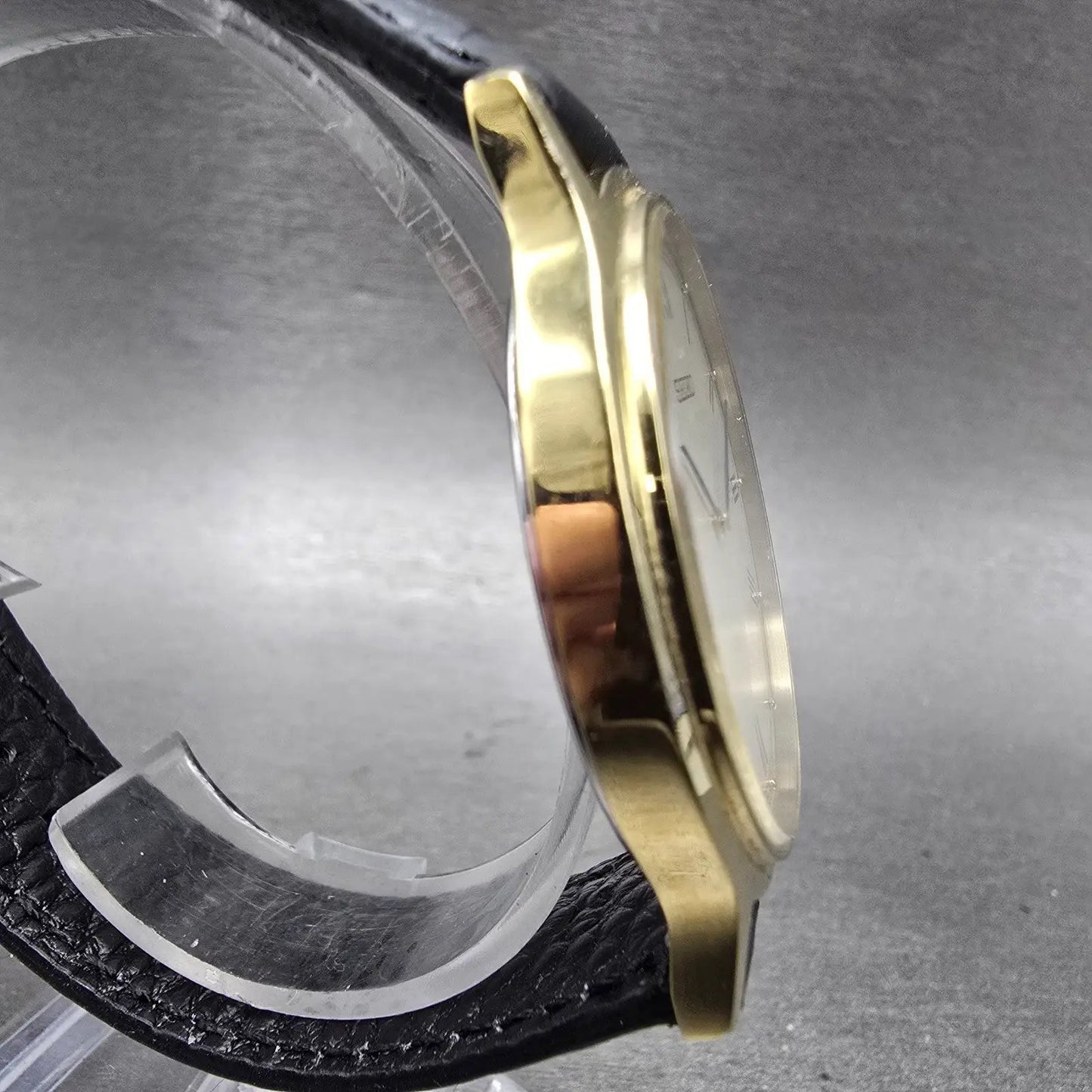 Seiko Solar Watch Men 38mm Cream Dial Gold Tone V115-0BE0 Runs Roman Numerals3