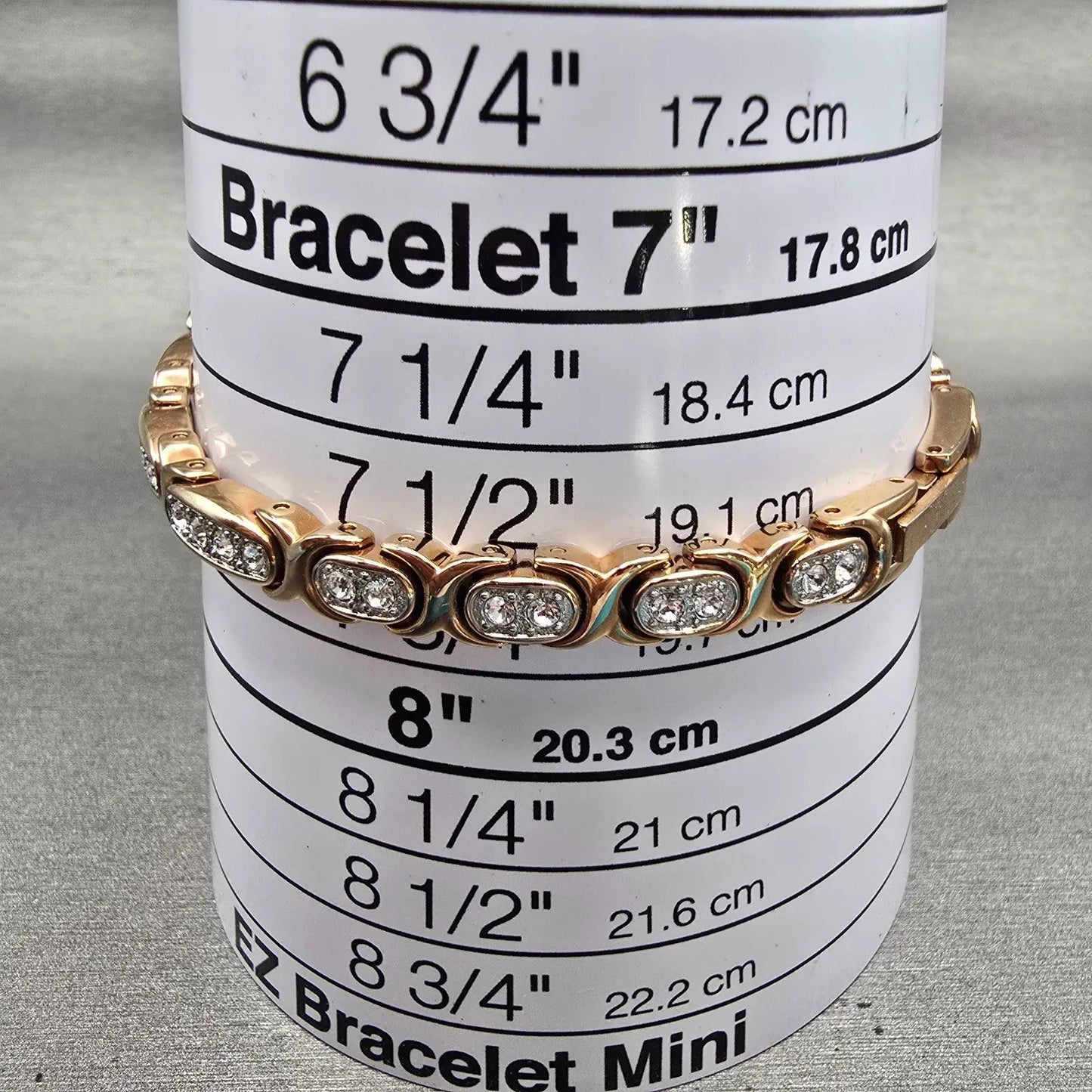Bulova Watch Women 17mm MOP Dial Gold Tone Gemmed Oval 98L200 New Battery AD9