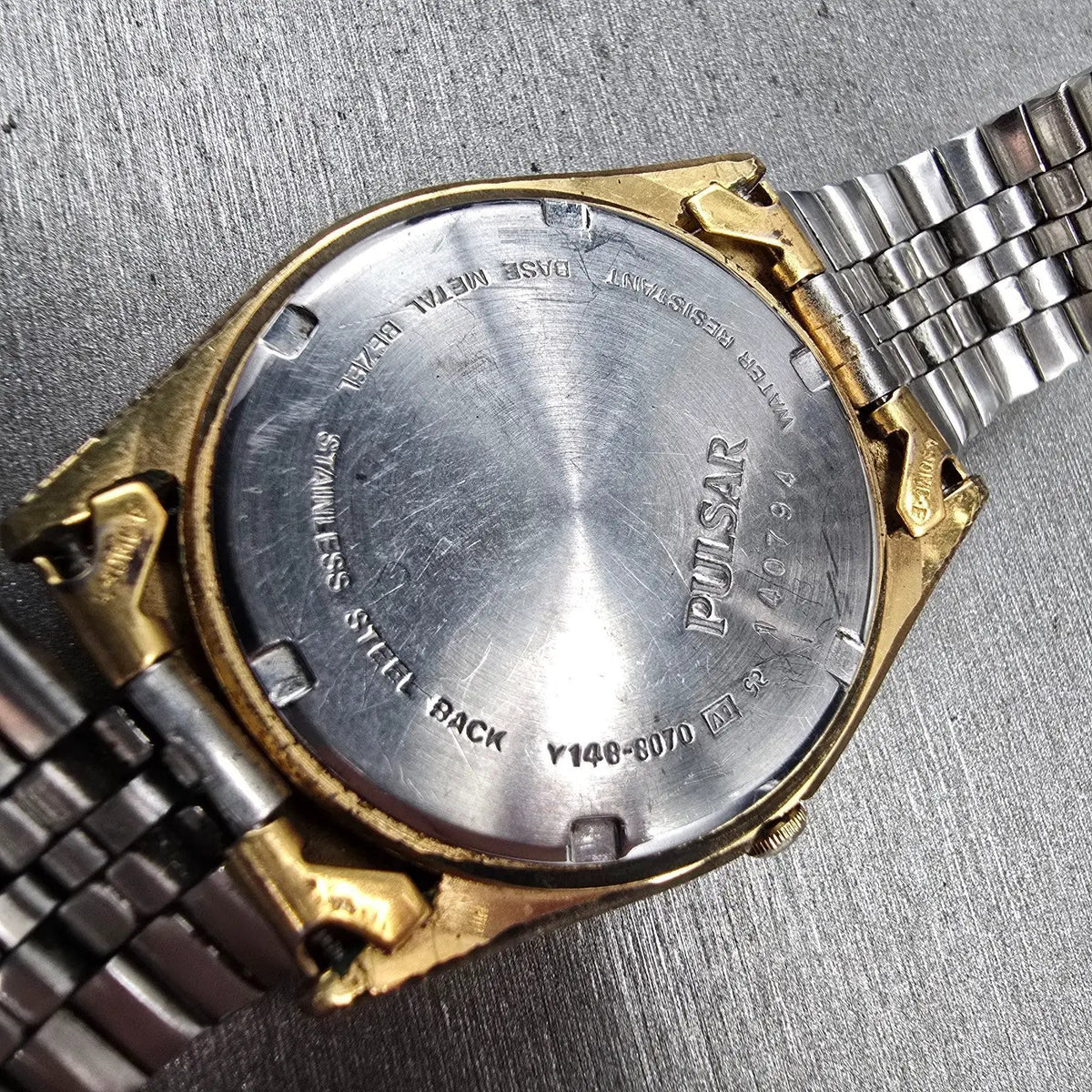 Seiko Pulsar Watch Men 35mm Champagne Dial Gold Tone Daydate Y148-8070 New Batt10