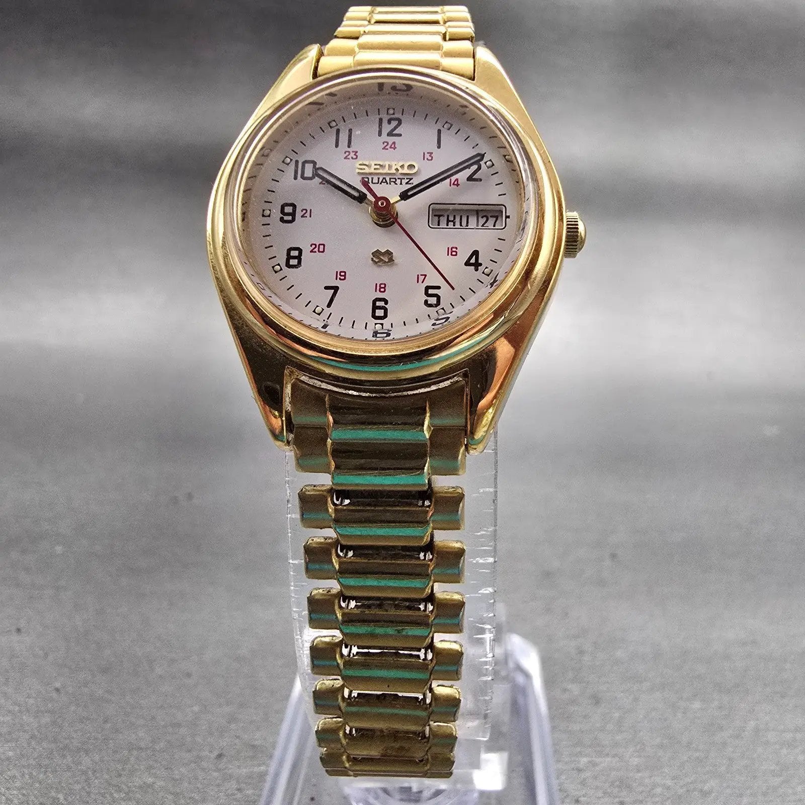 Seiko SQ Watch Women 24mm White Dial Gold Tone Daydate Round 7N83-6A09 New Batt5