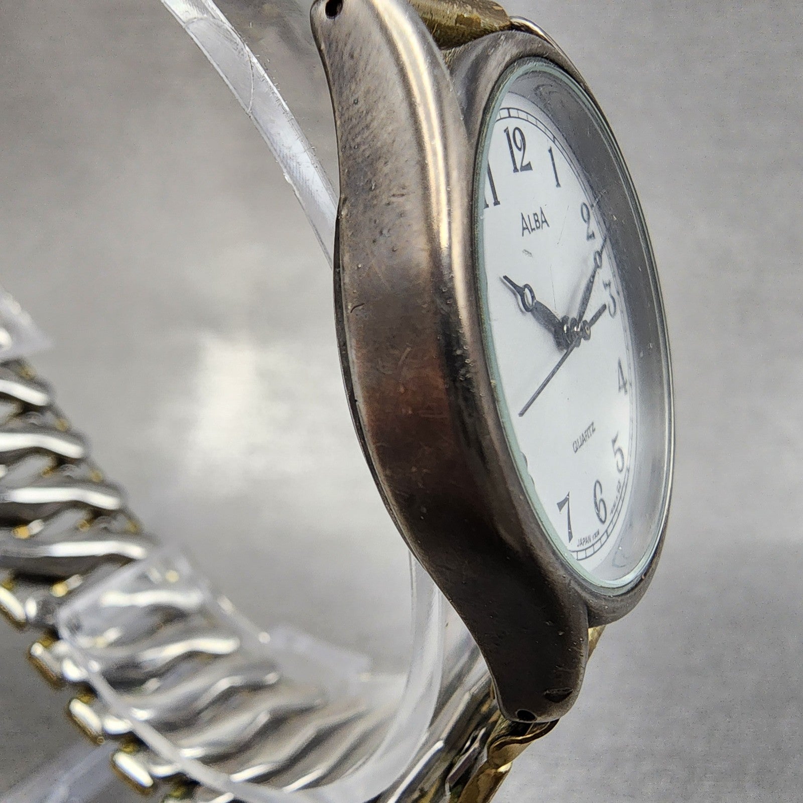 Seiko ALBA Watch Women 31mm Silver Dial Gray Tone Round V3066120 New Battery4