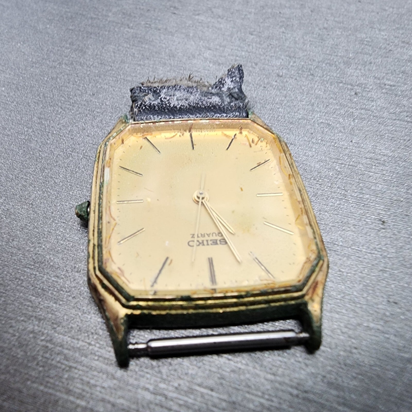 Seiko Tank Watch Men 28mm Gold Dial Gold Tone Rectangle 90215180 PARTS5
