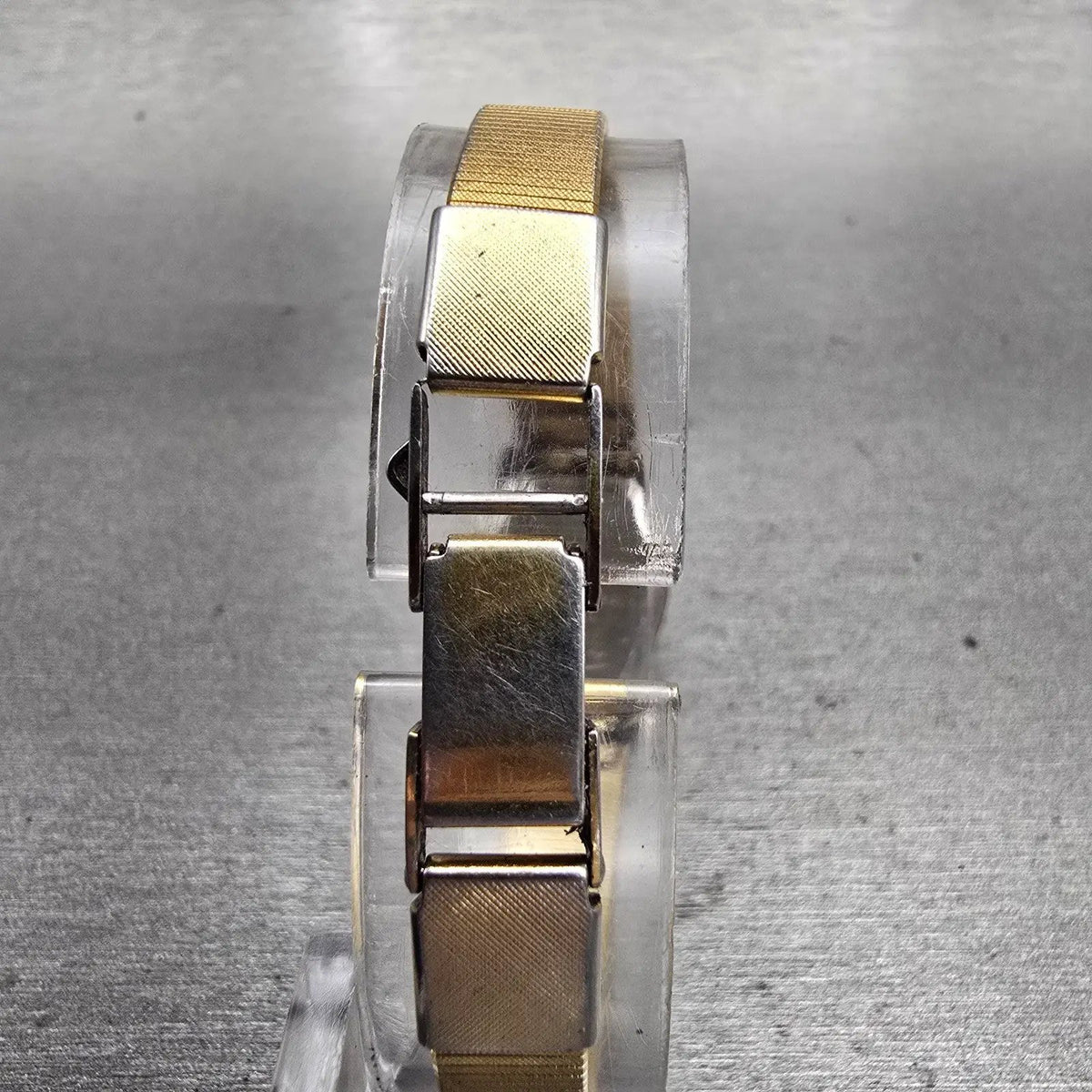 Seiko Watch Women 17mm Gold Dial Gold Tone Hexagon 1421-5590 New Battery Vintage7