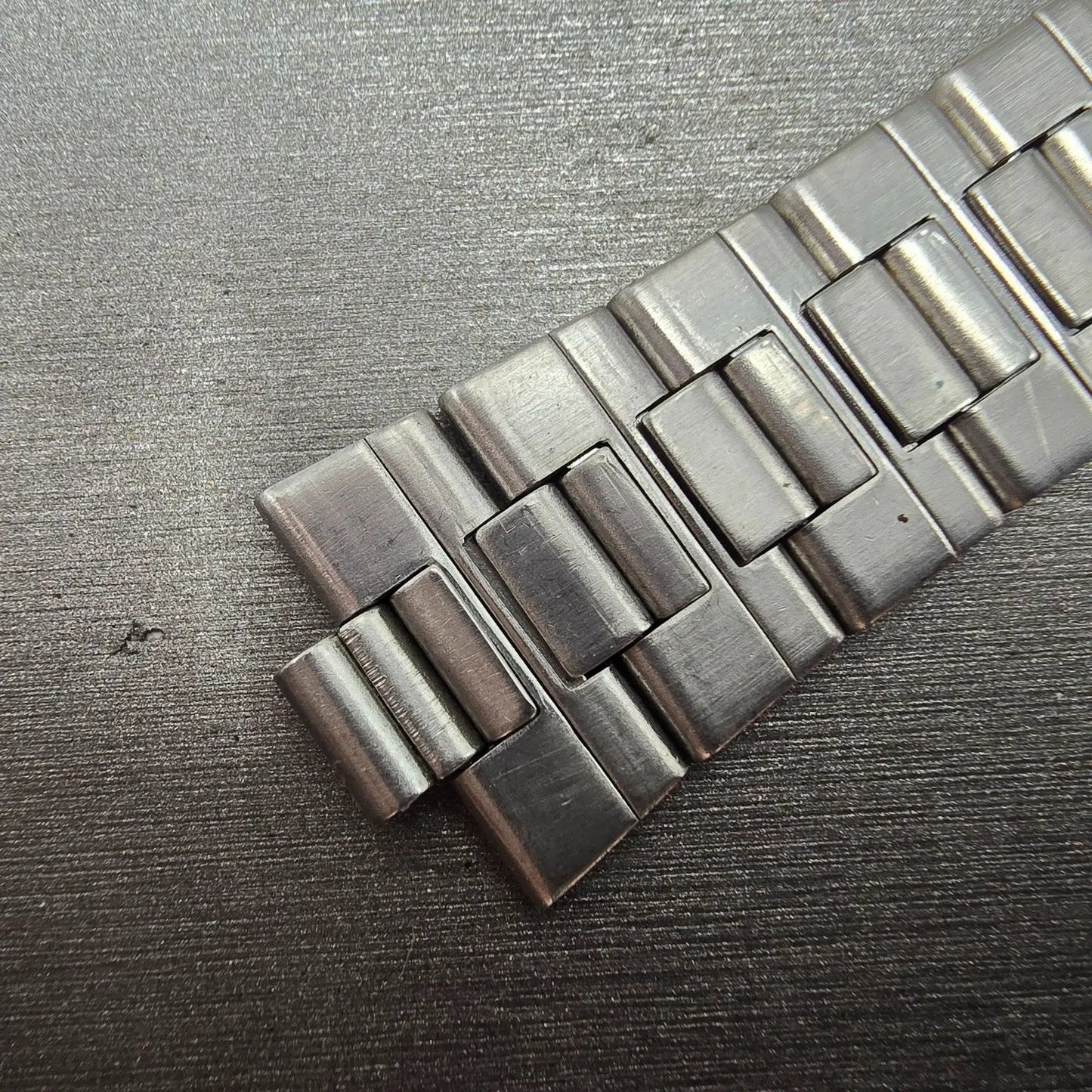 Seiko Bracelet 7mm Stainless Steel Silver Tone Tri Folding Clasp Vintage10