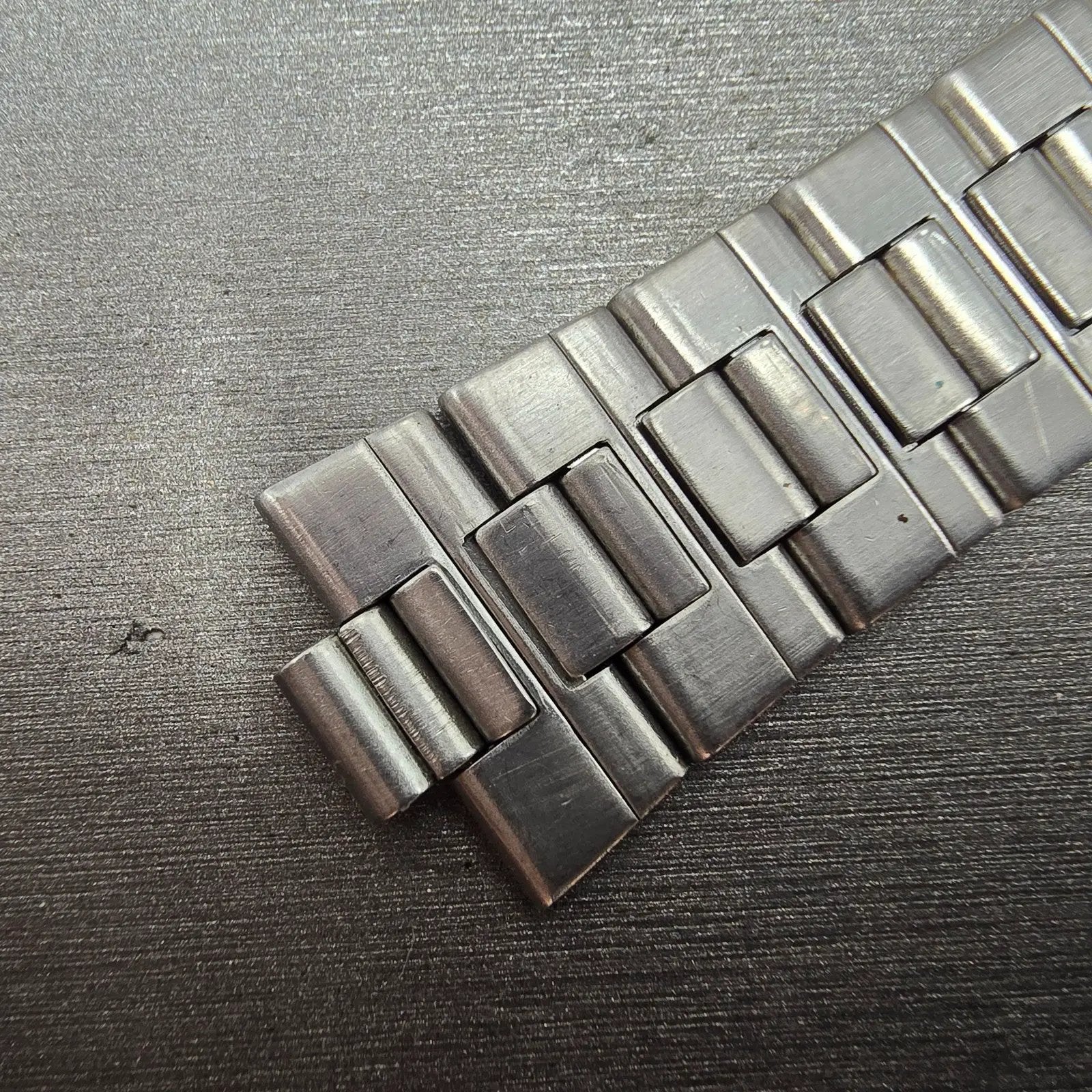 Seiko Bracelet 7mm Stainless Steel Silver Tone Tri Folding Clasp Vintage10